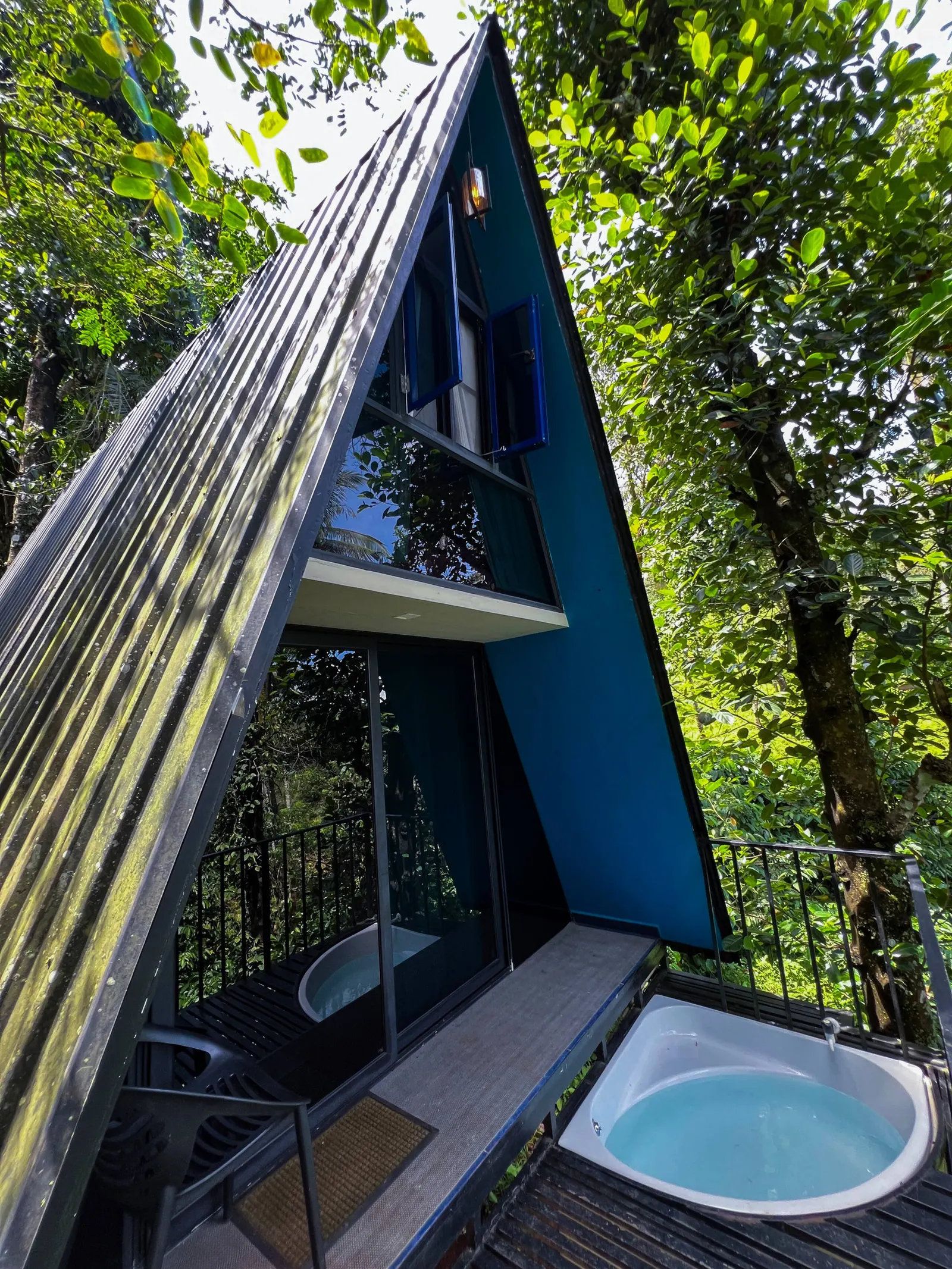 LAZYBLUE by Kabani Riverside 1