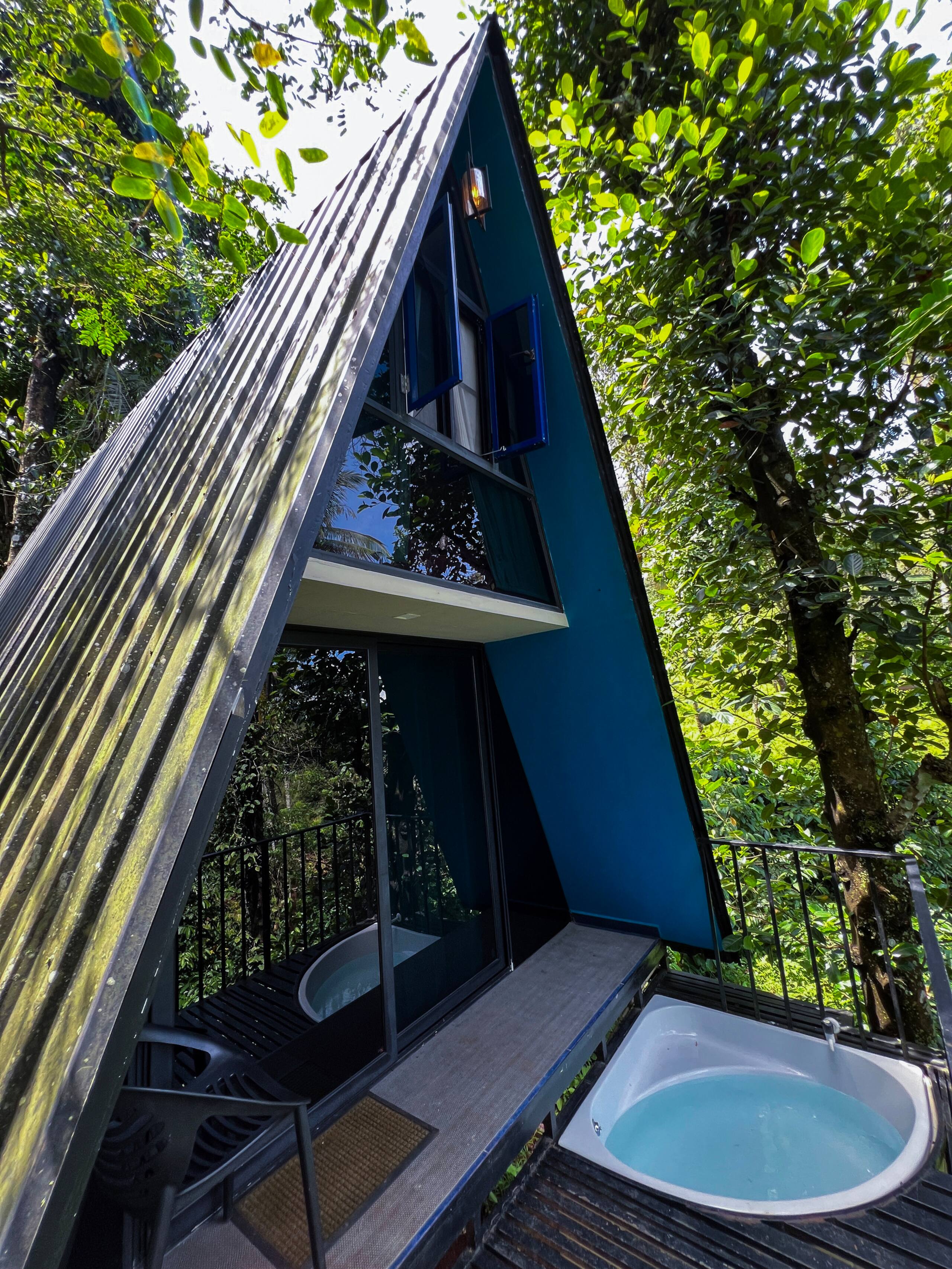 LAZYBLUE by Kabani Riverside 1