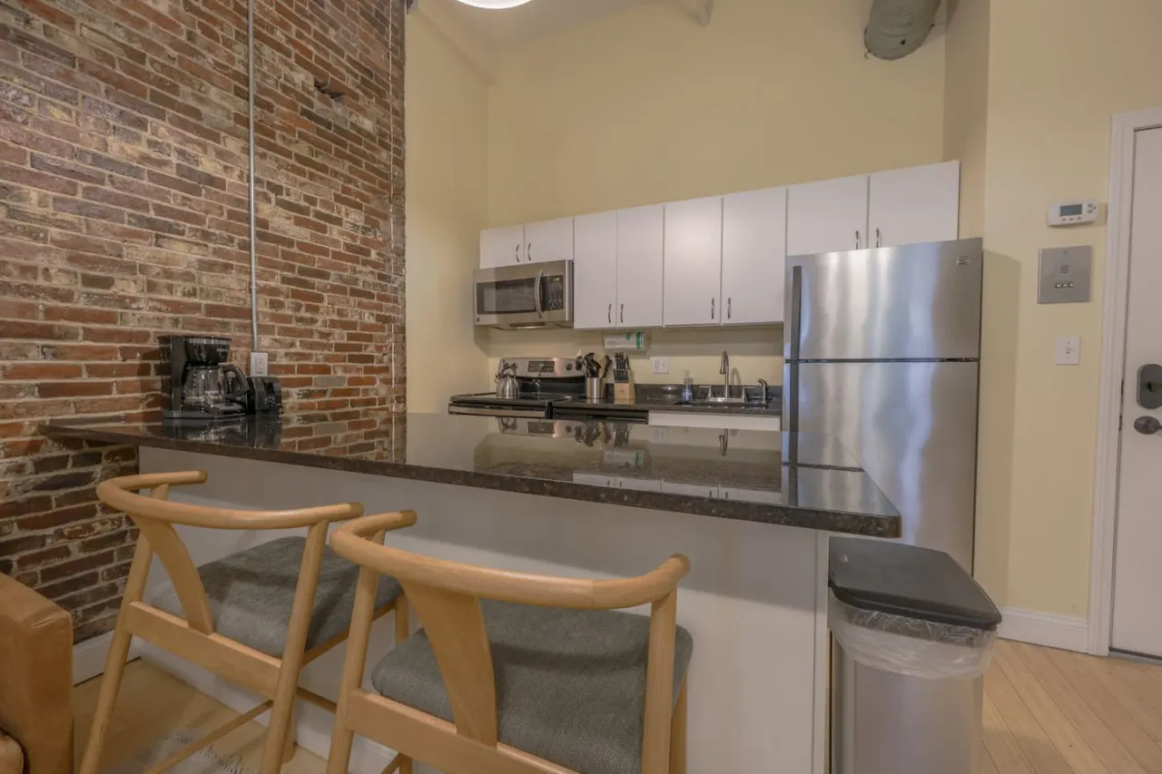 Stylish Exposed Brick 3BR! 4