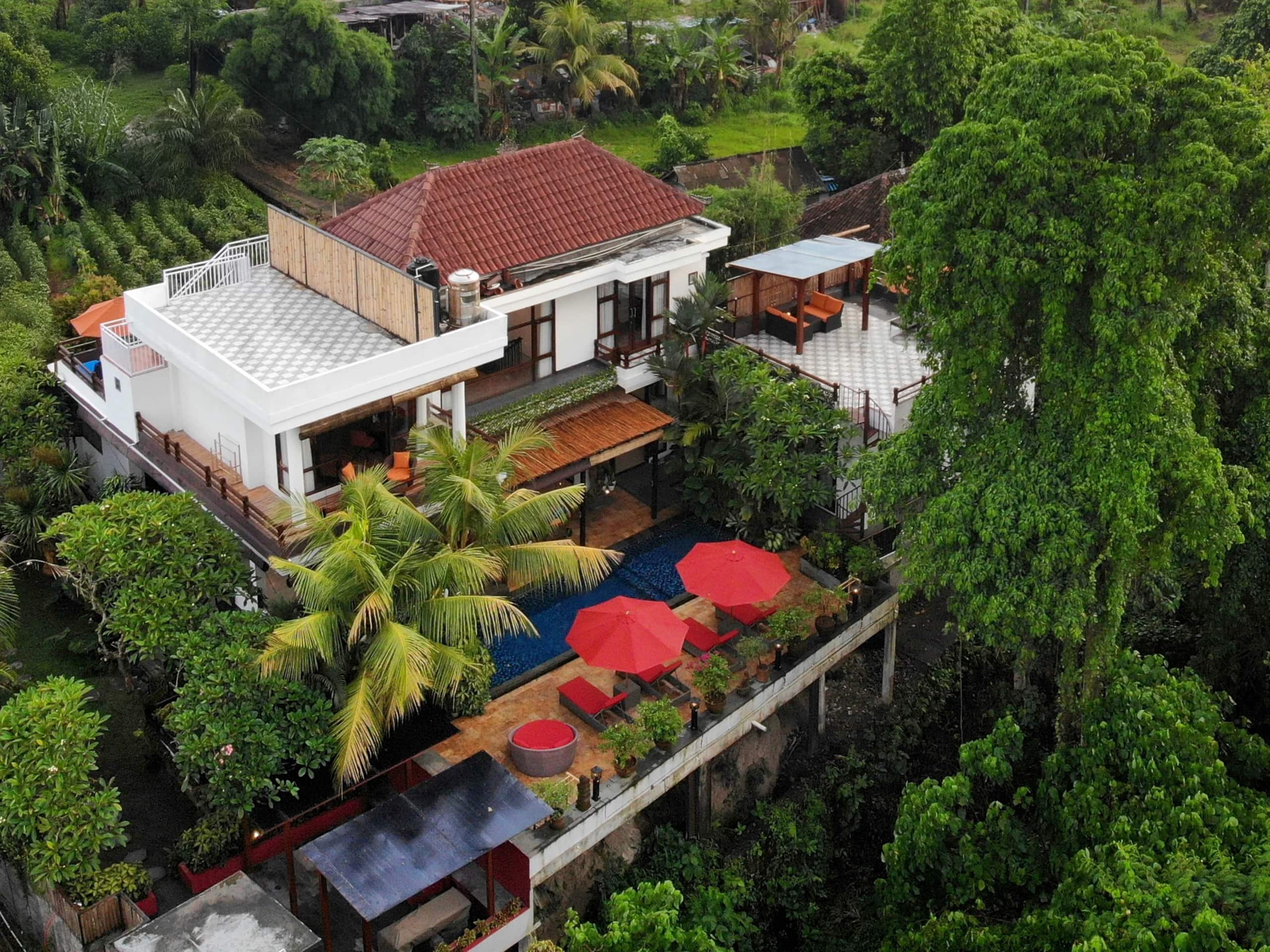 The Magic Villa