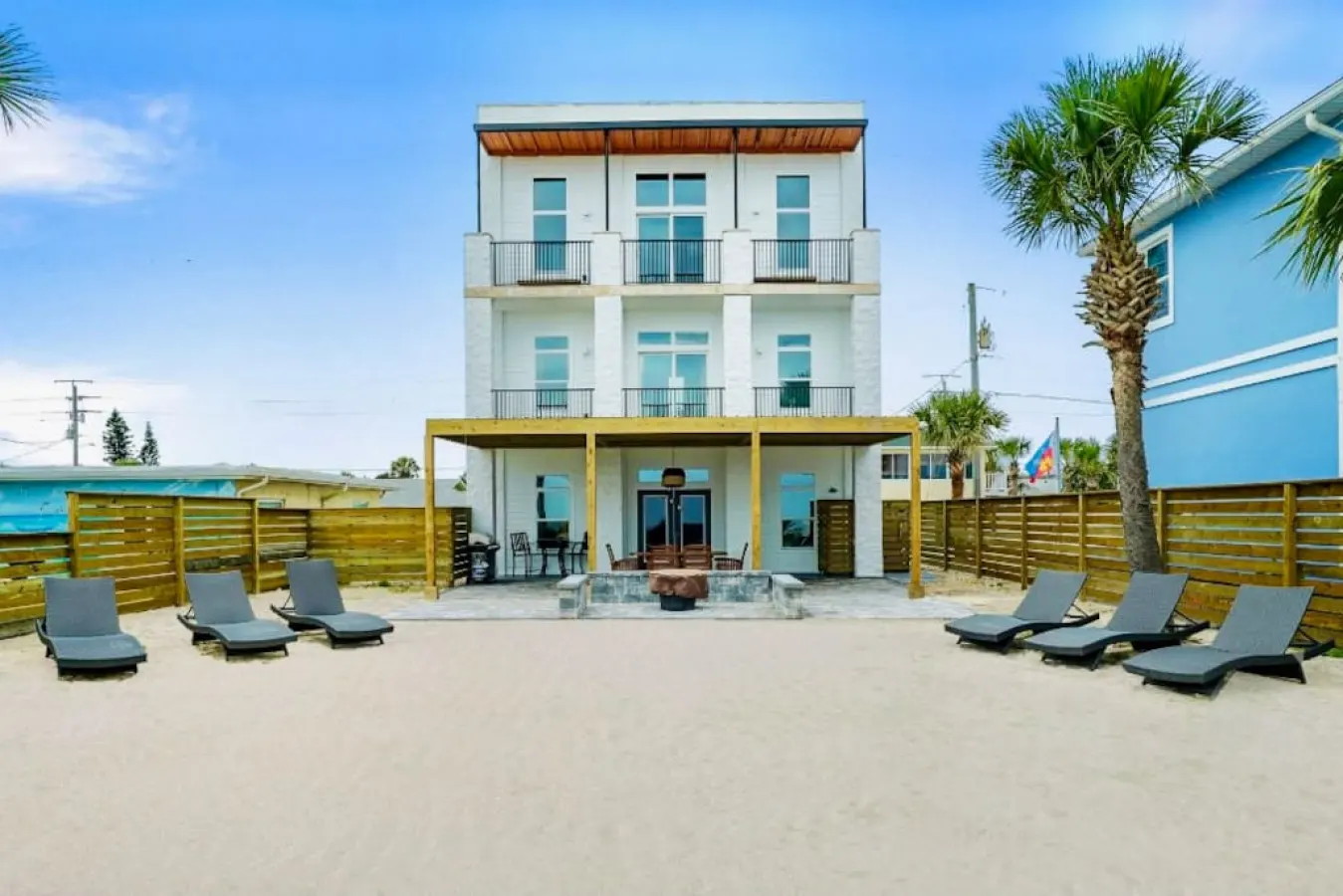 Stairway to Heaven - Hot Tub Beach Retreat