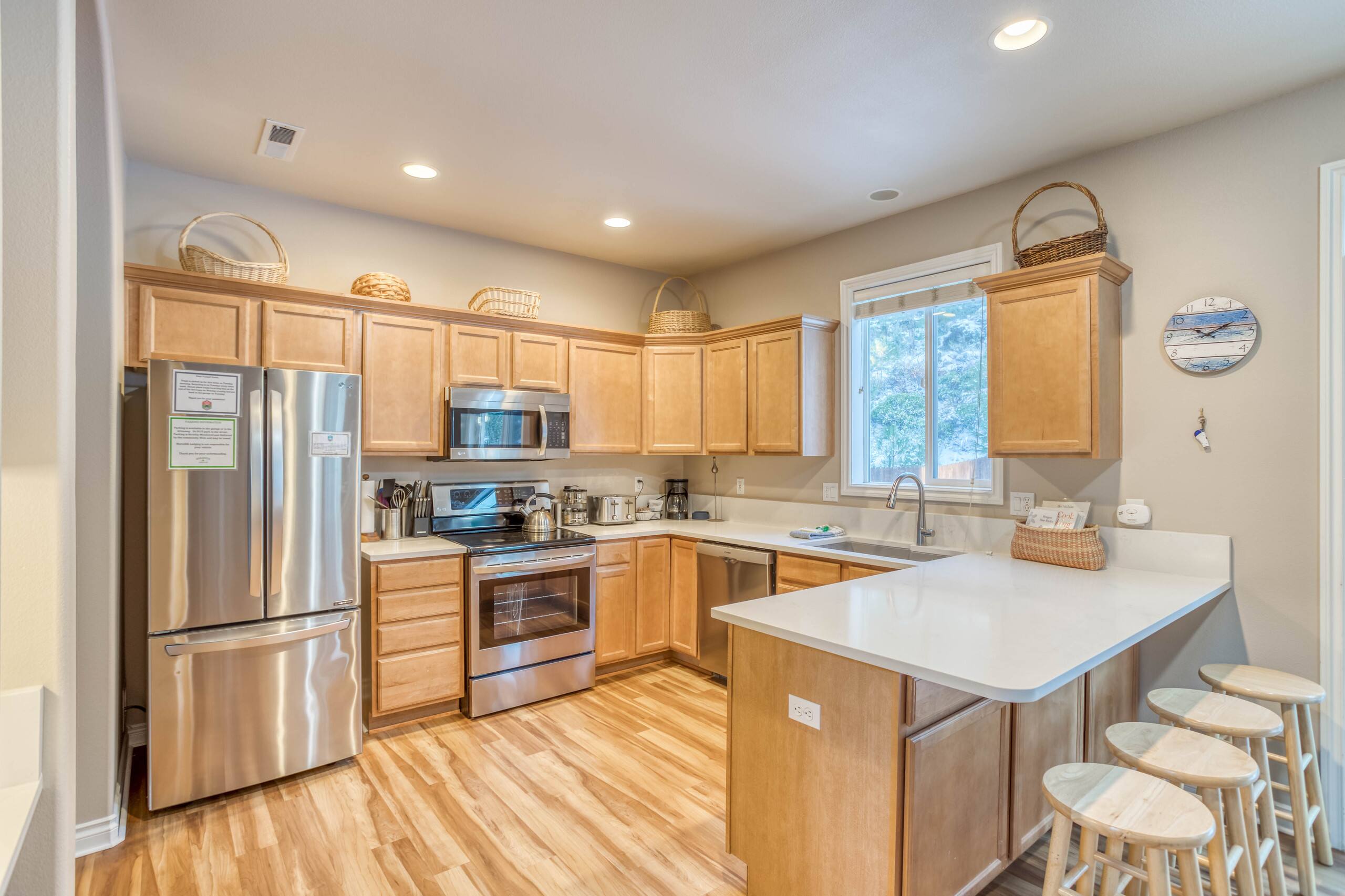 The Osprey-Hot Tub-Fenced Yard-Patio-Golf Nearby 6