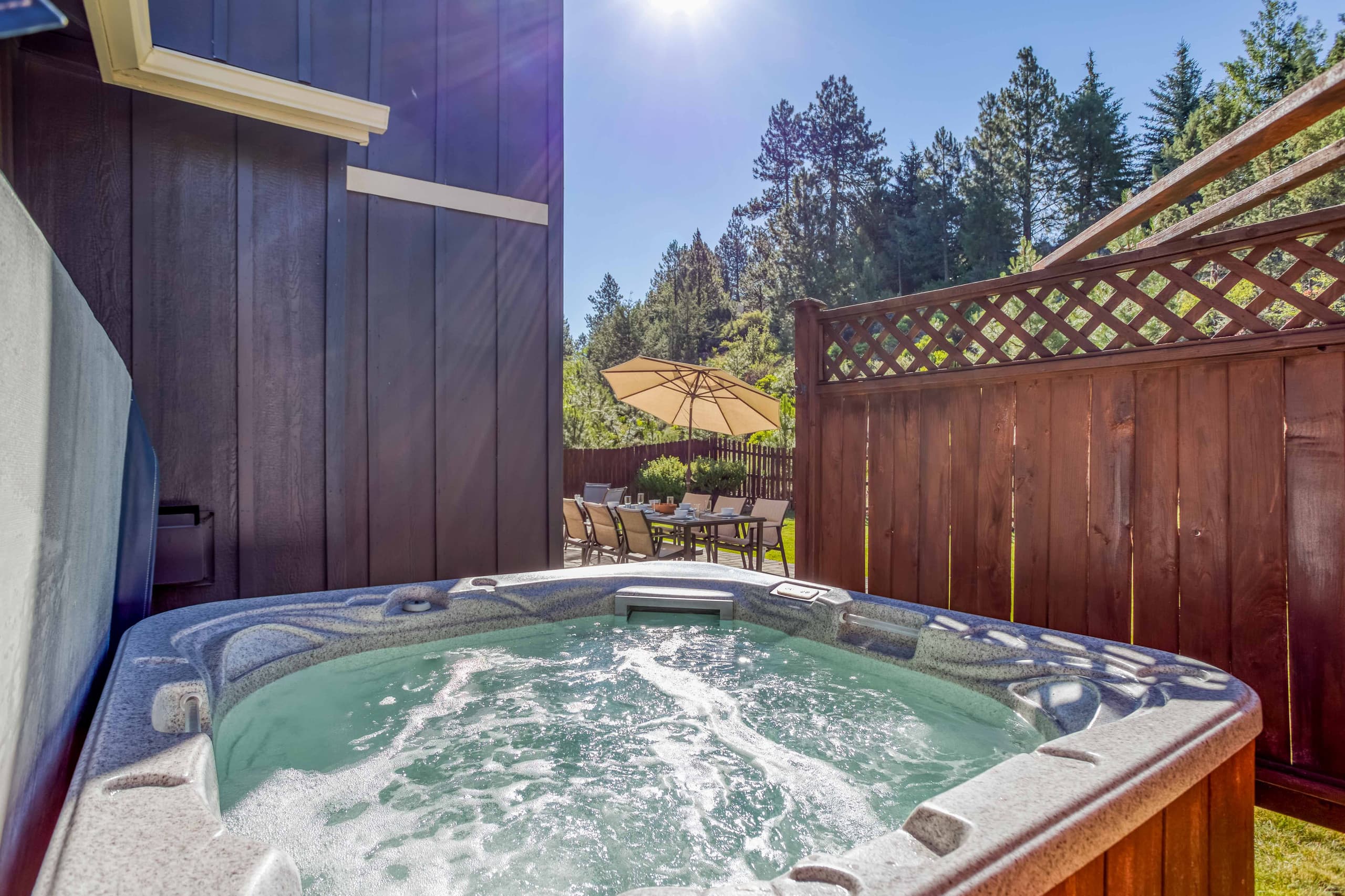 The Osprey-Hot Tub-Fenced Yard-Patio-Golf Nearby — photo 4