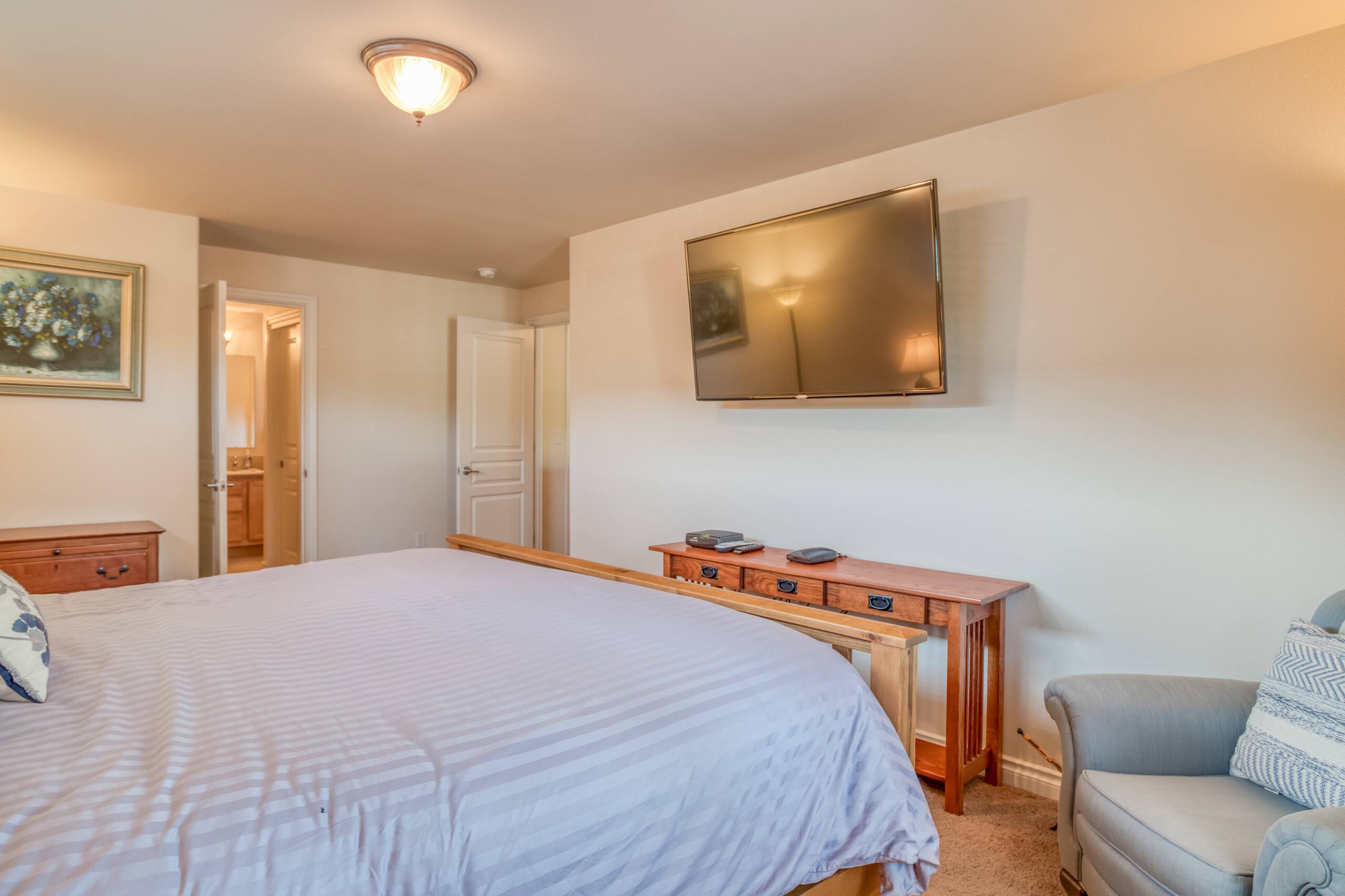 The Osprey-Hot Tub-Fenced Yard-Patio-Golf Nearby 14
