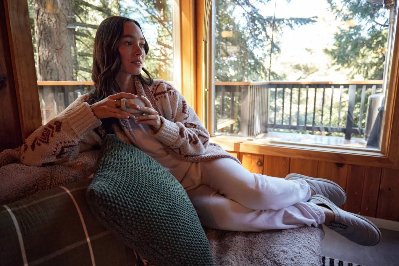 The Lightfoot Cabin Mid-Century Cabin Perfect for Romantic Getaway 9