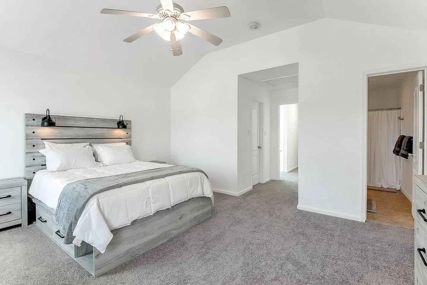 Norfolk 3BR Townhome Near Bases + ODU 15