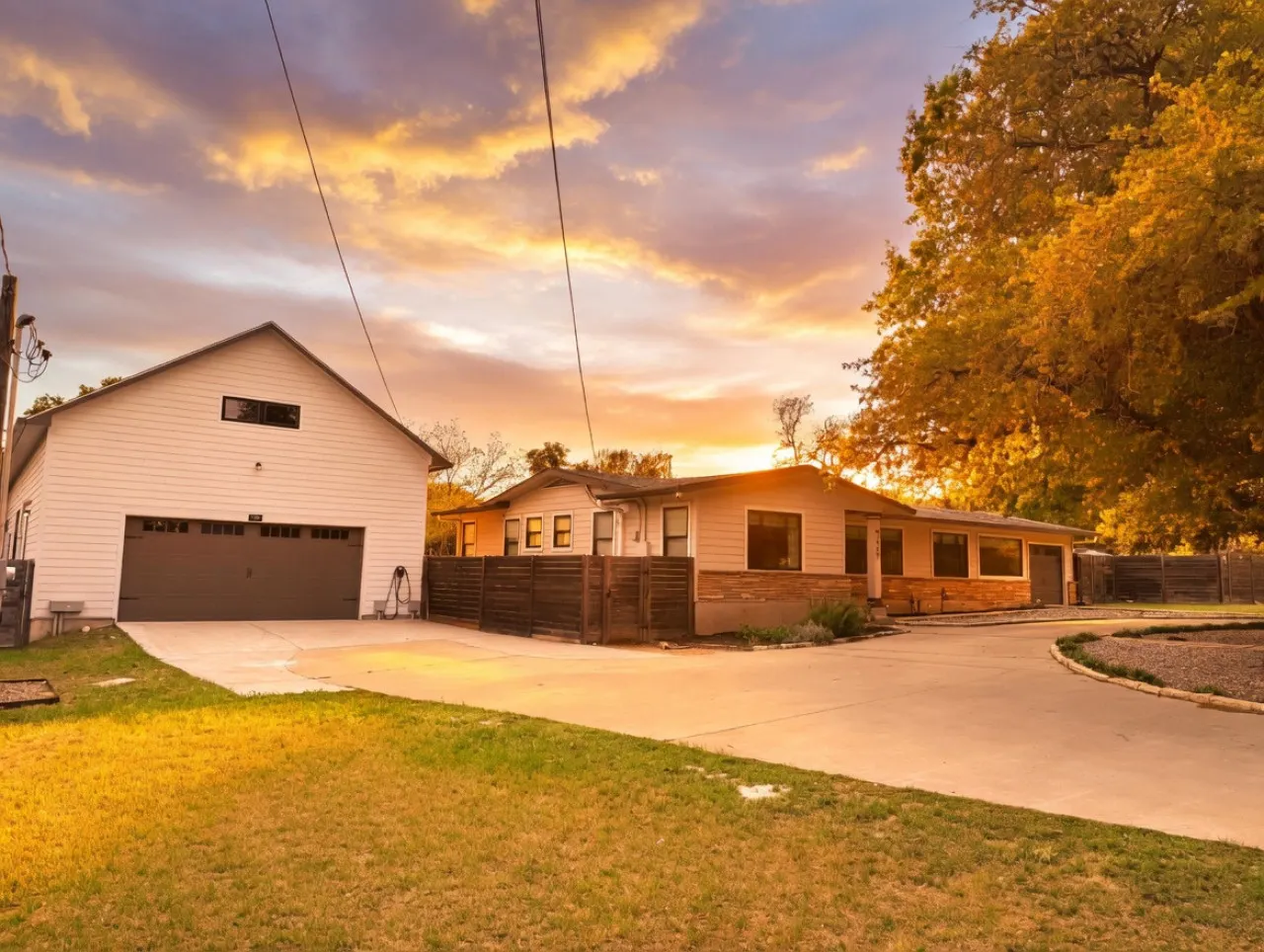 Private Austin Resort Pickleball + Basketball Heated Pool Sleeps 22 8