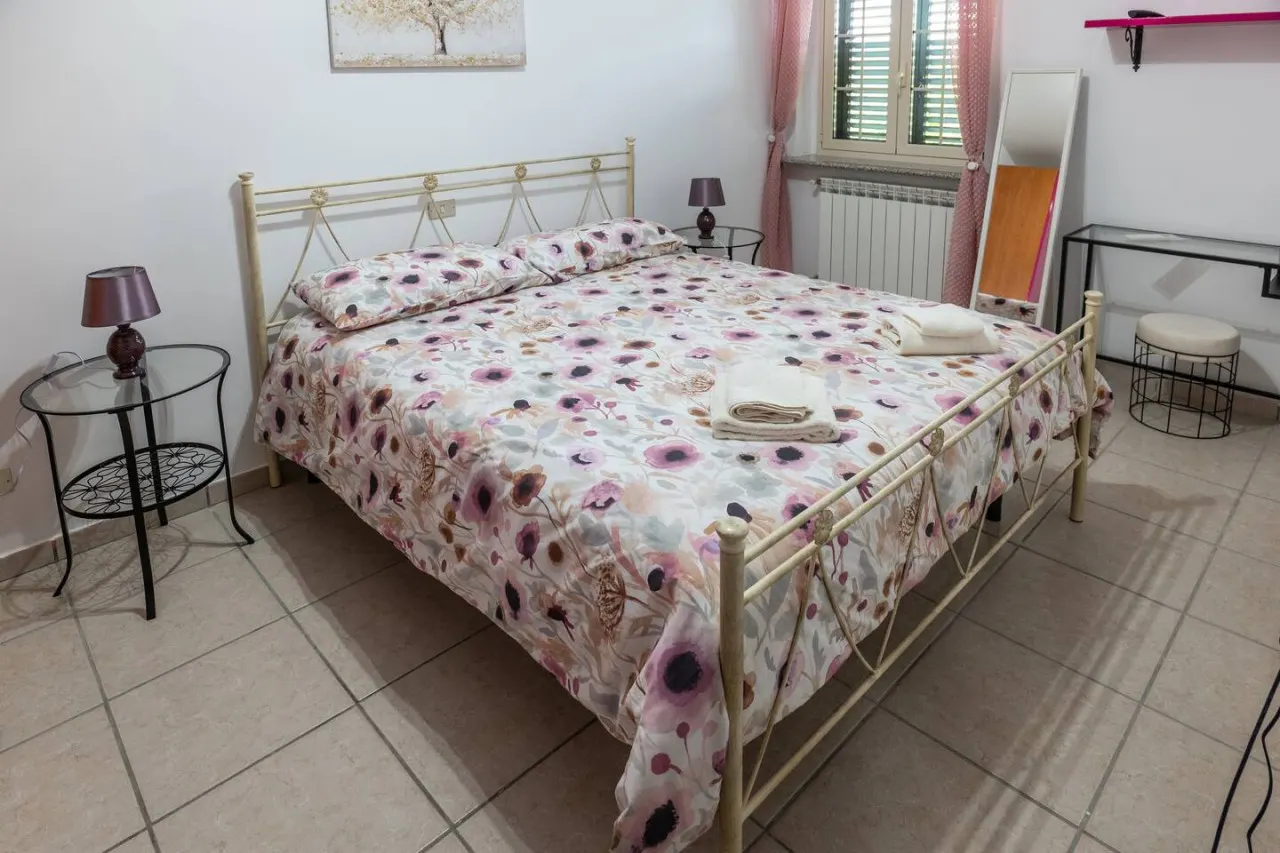 Villa D'Angelo - Camera Matrimoniale — photo 3