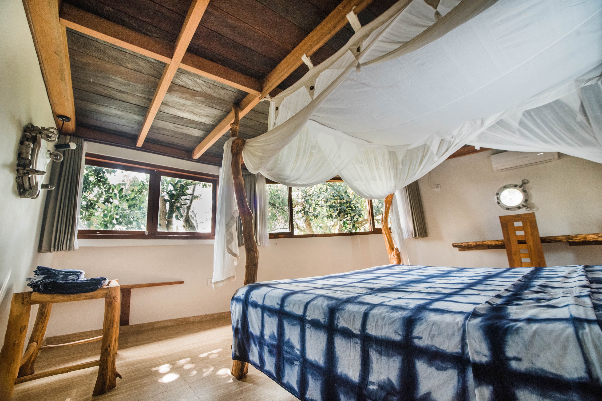 5BR NAUTILUS TREEHOUSE private quiet amid nature 20