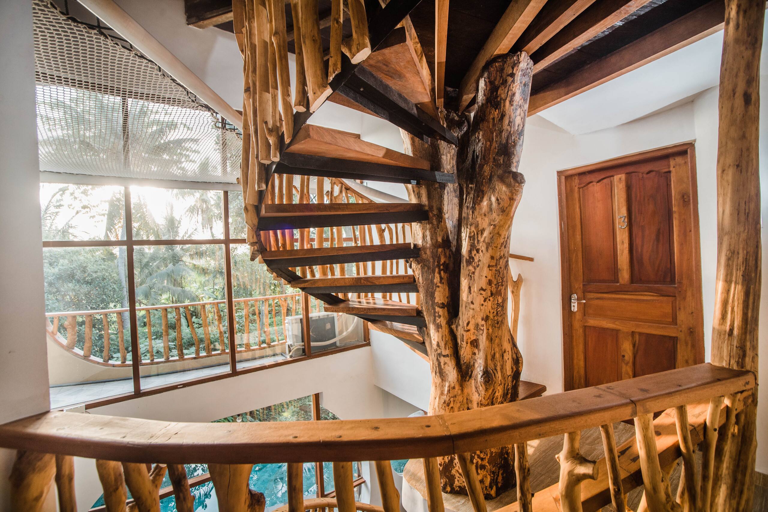 5BR NAUTILUS TREEHOUSE private quiet amid nature — photo 3