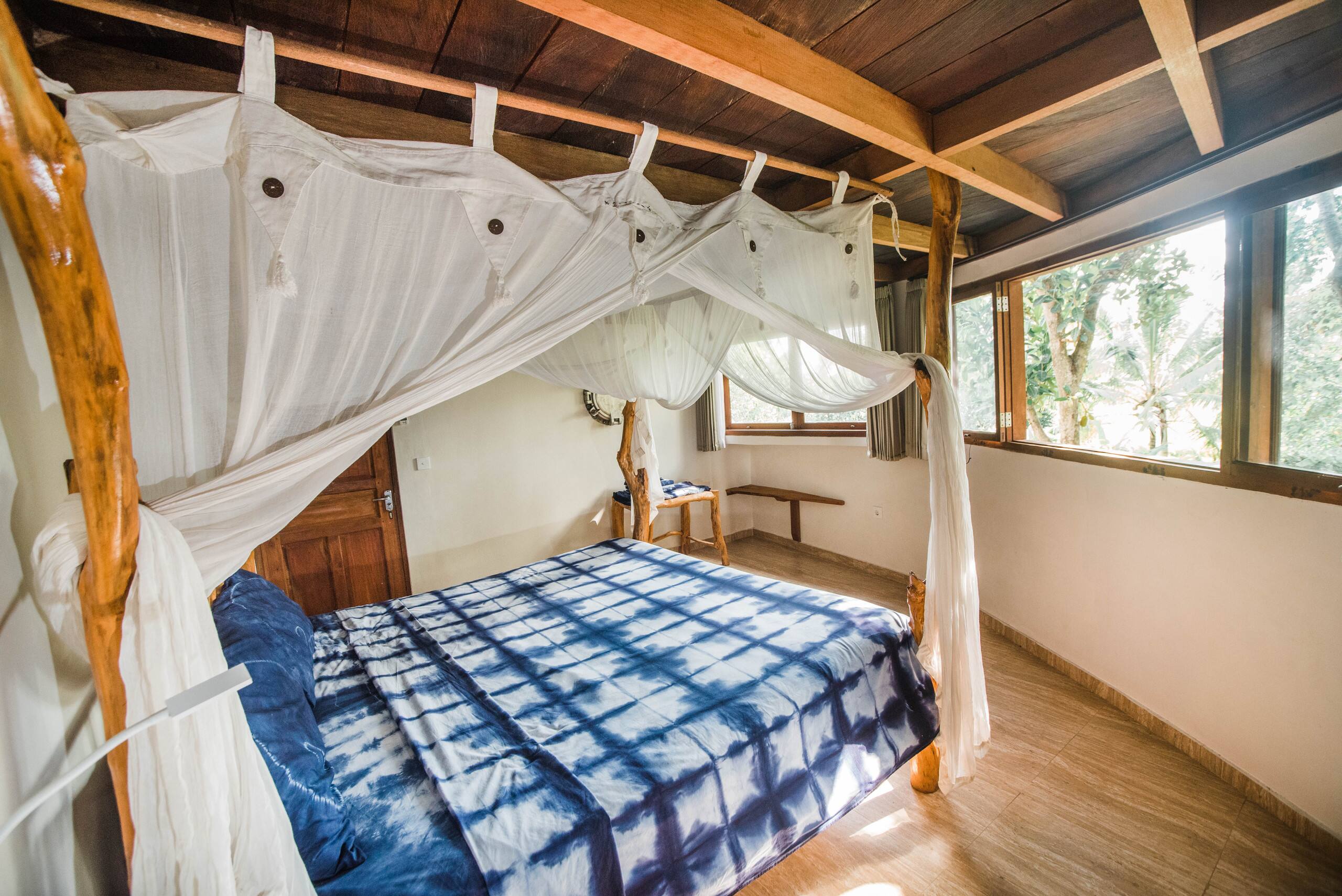 5BR NAUTILUS TREEHOUSE private quiet amid nature 19