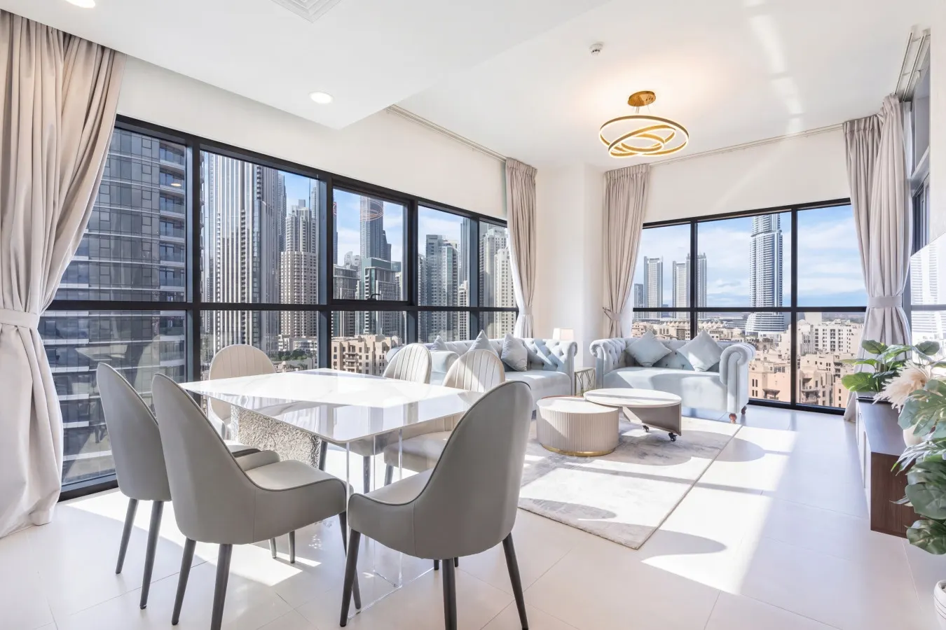 Bright Corner Home w/ Full Burj View