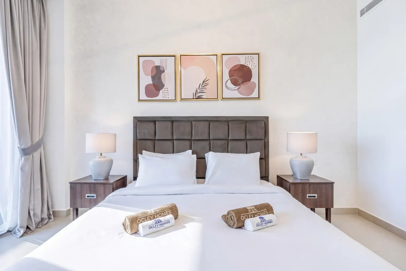 Bright Corner Home w/ Full Burj View 14