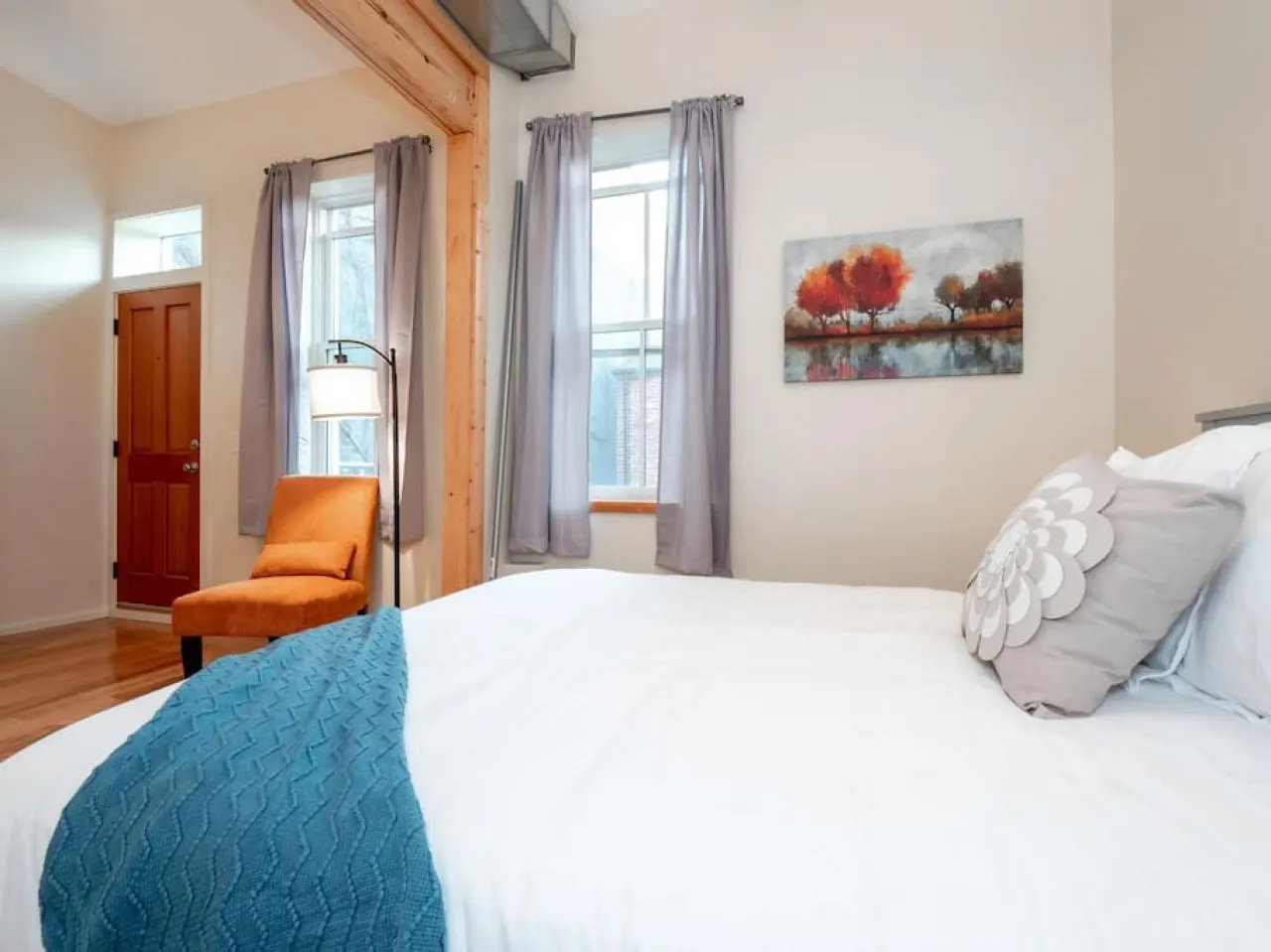 Cozy OTR Home with Private Roof Deck 7
