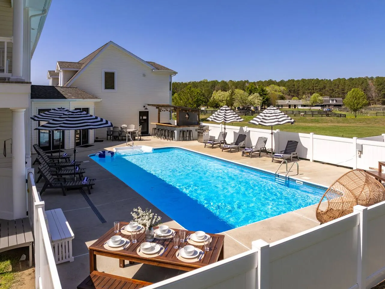 Lux 8BR Estate Near OCMD-Sleeps23-GameRoom-Firepit 12
