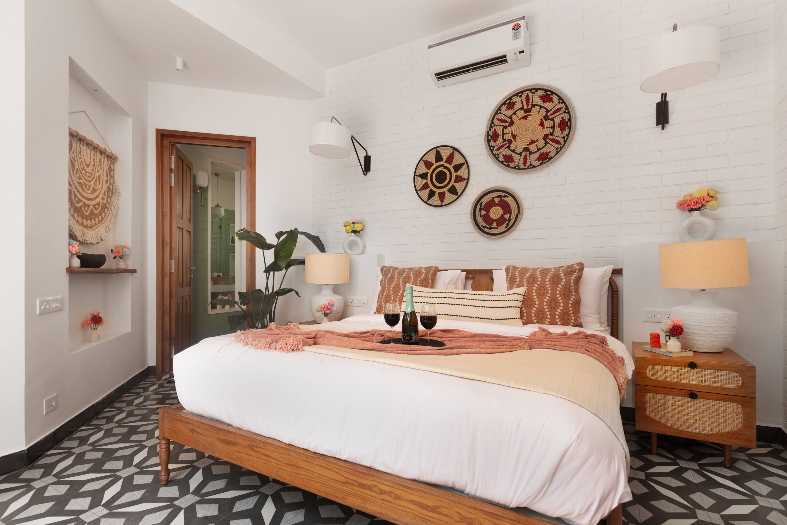 White Aura by AlohaGoa-3BHK Pvt Pool Villa-Anjuna 28