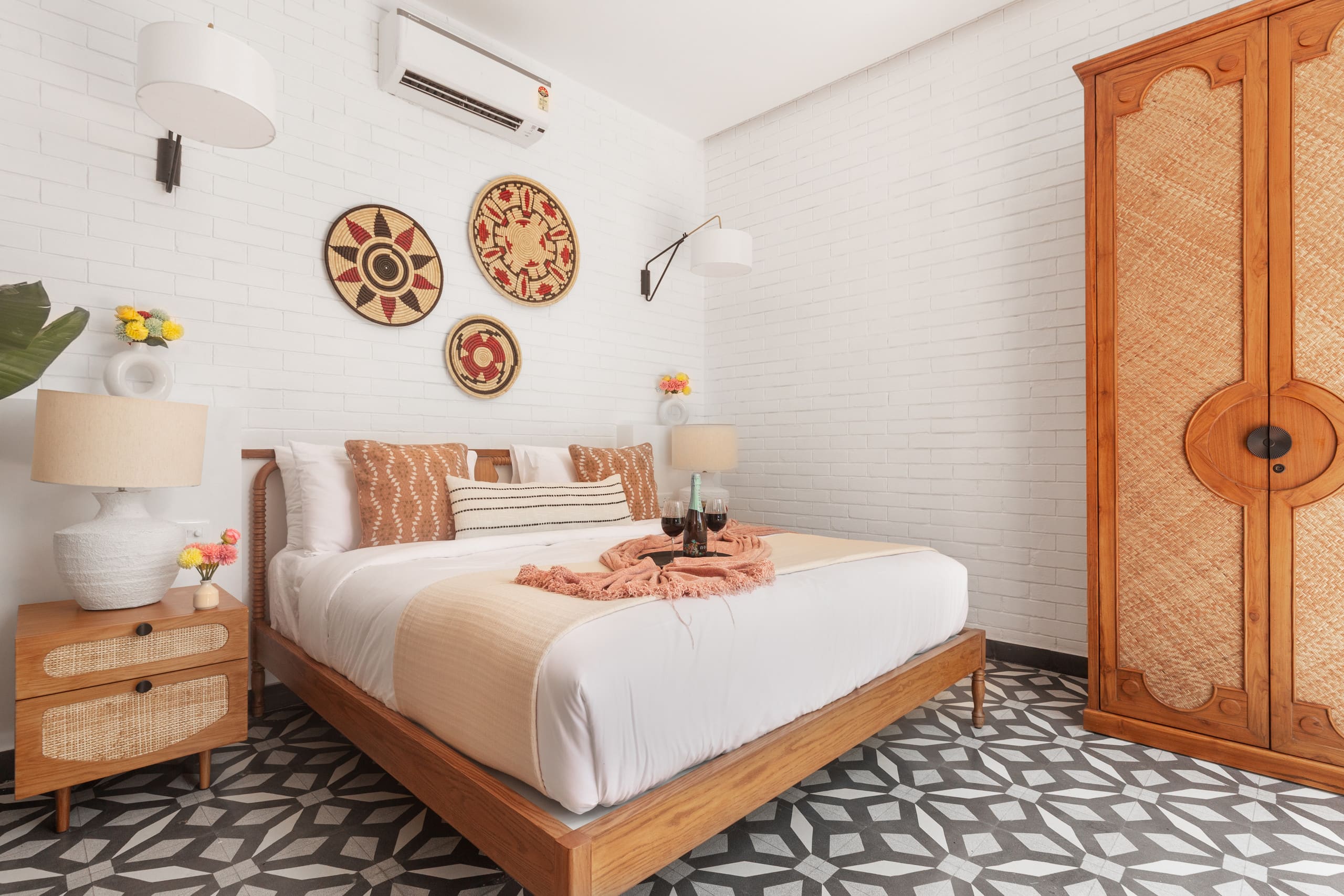 White Aura by AlohaGoa-3BHK Pvt Pool Villa-Anjuna 30