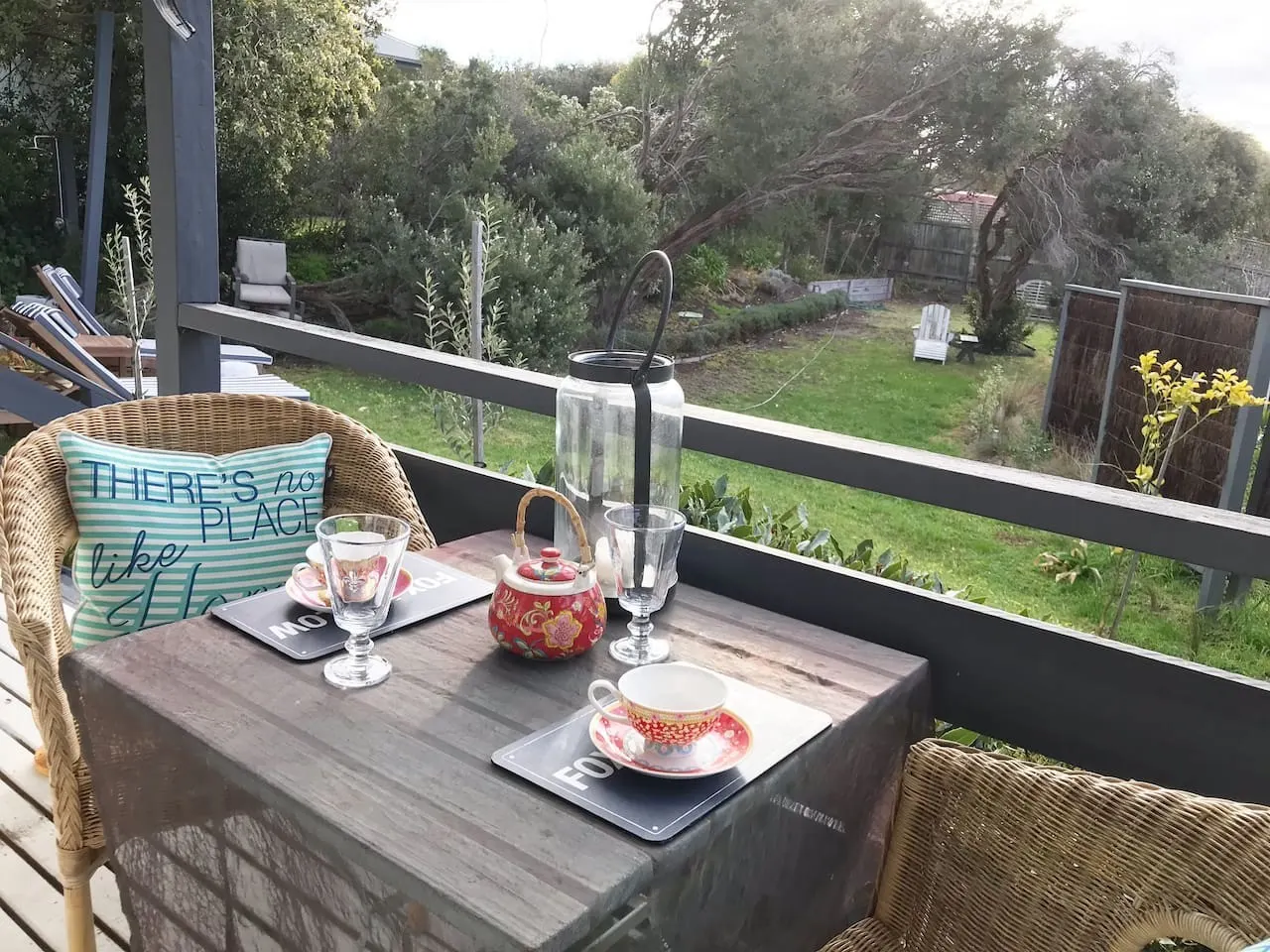 Chiara's Art Cottage 1BR Coastal Garden Retreat 18