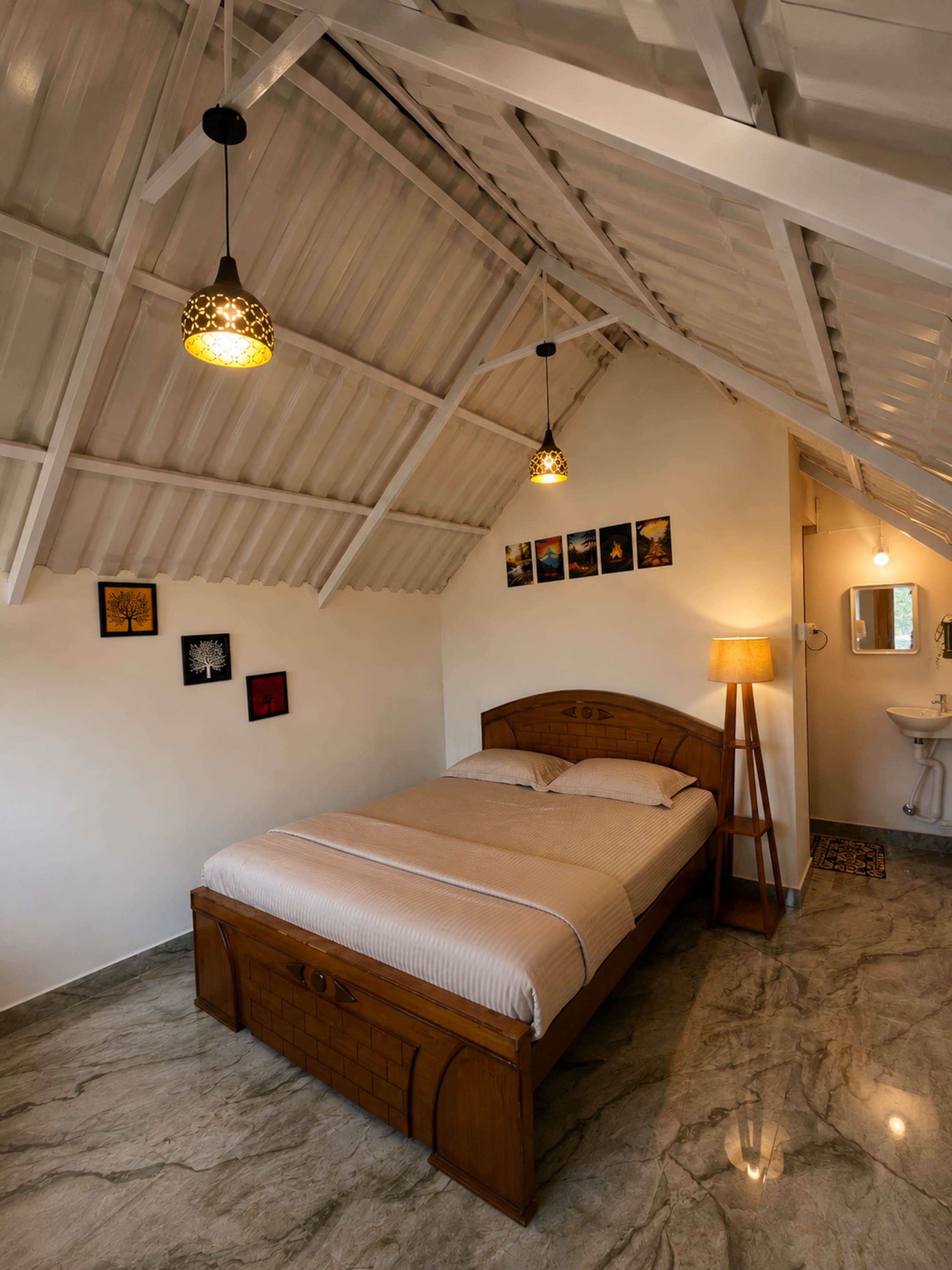 Tausco - Private Couple Cottage | Mountain View