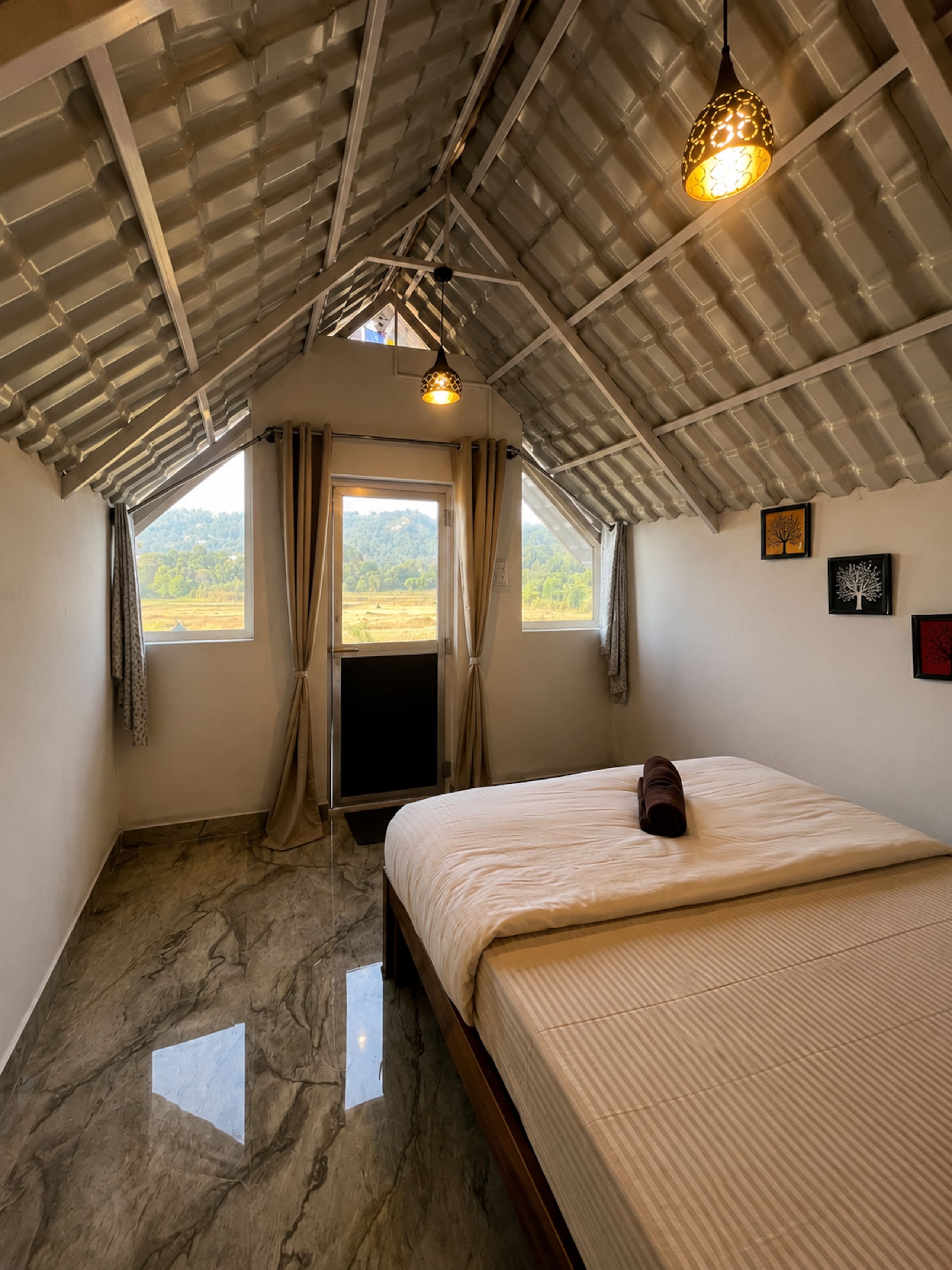 Tausco - Private Couple Cottage | Mountain View — photo 4