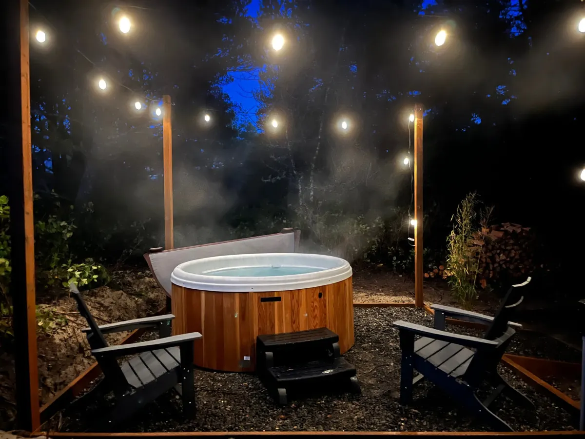 Manzanita: Hot Tub King Beds walk to beach 6