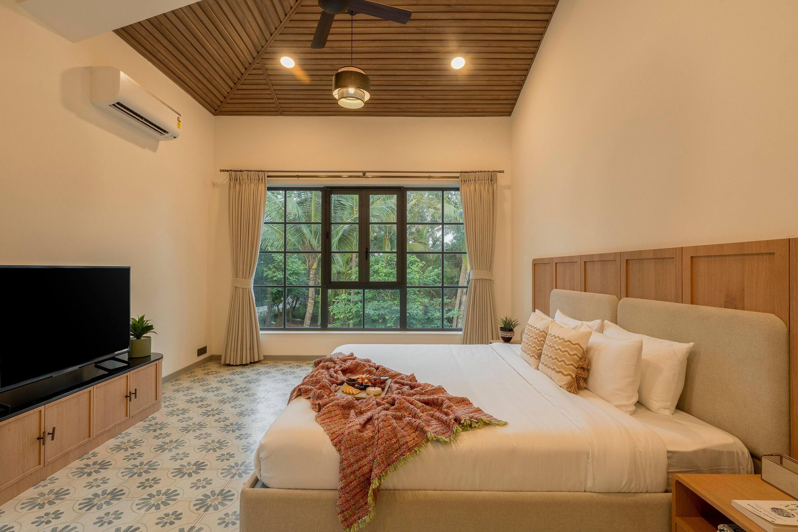 White Jade by AlohaGoa-4 BHK Pvt Pool Villa-Anjuna 7