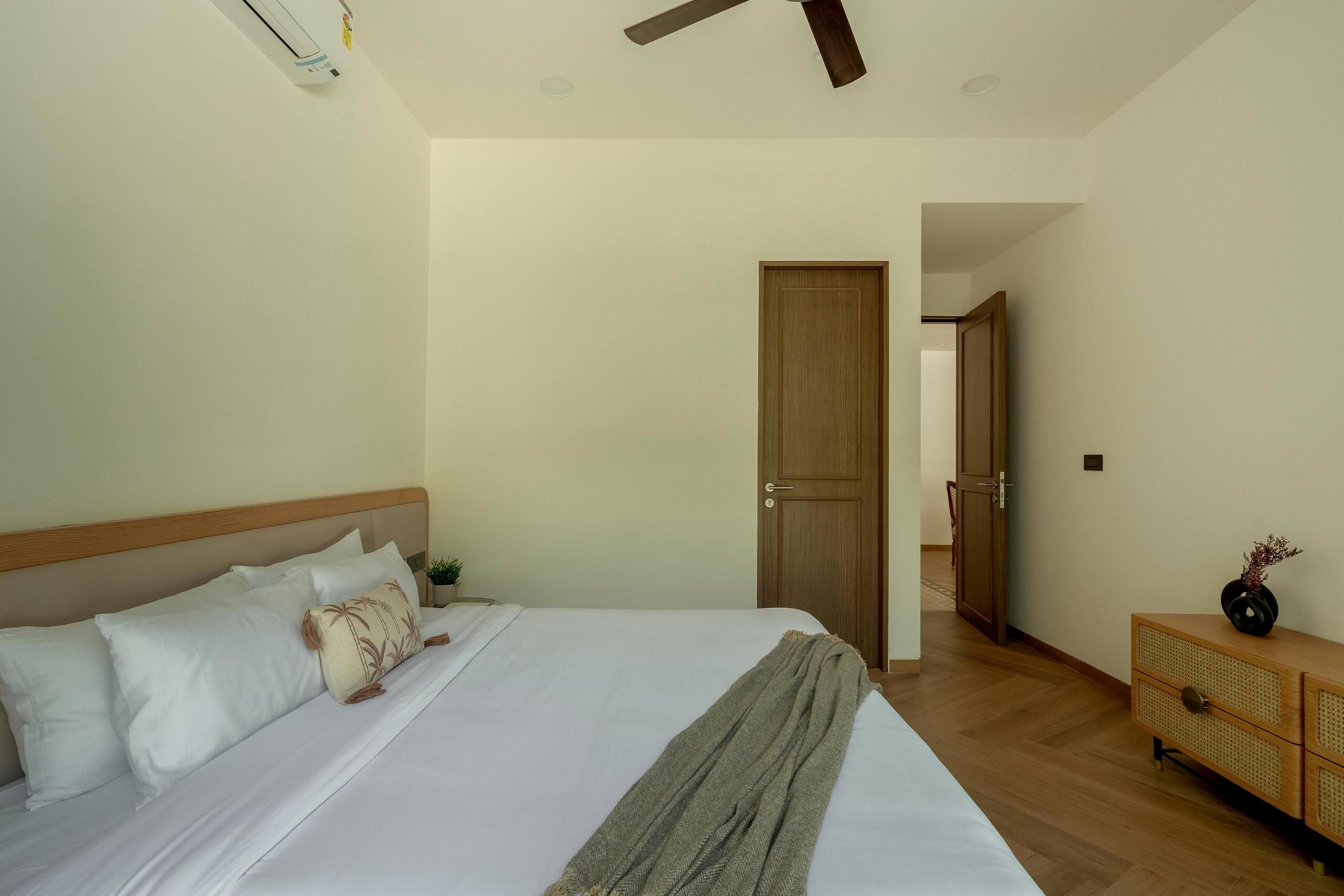 White Jade by AlohaGoa-4 BHK Pvt Pool Villa-Anjuna 3