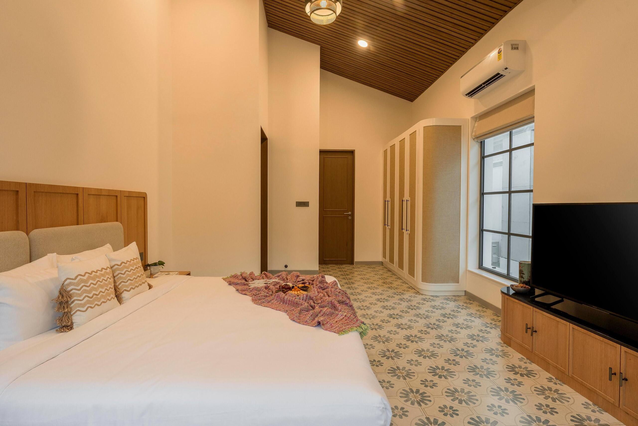 White Jade by AlohaGoa-4 BHK Pvt Pool Villa-Anjuna 8