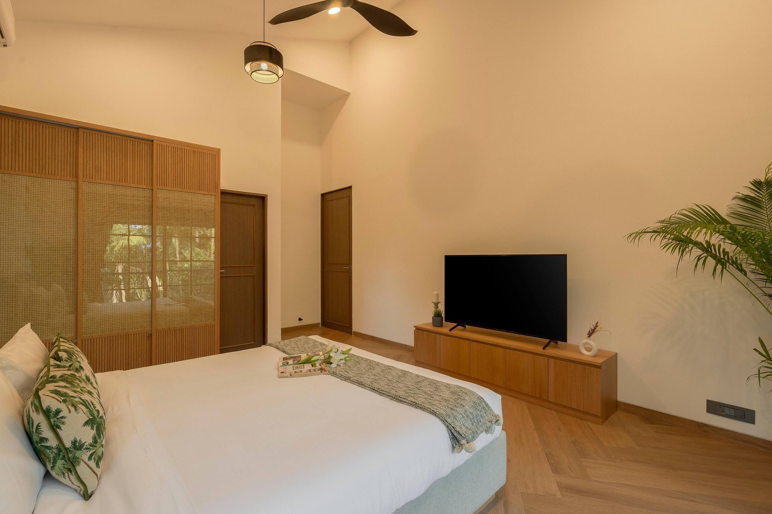 White Jade by AlohaGoa-4 BHK Pvt Pool Villa-Anjuna 12