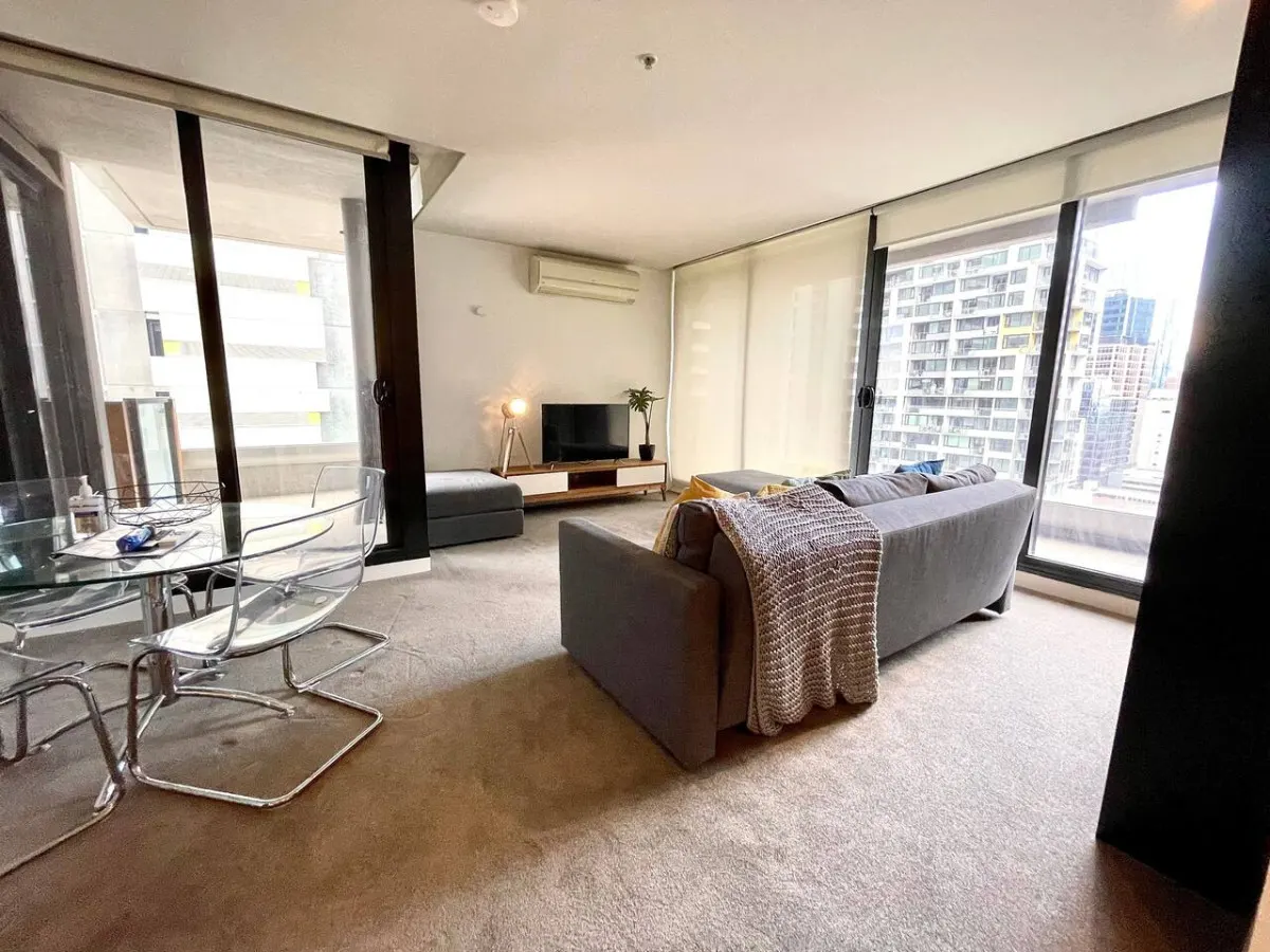 City Views Oasis - 2BR Apartment in Melbourne CBD 4