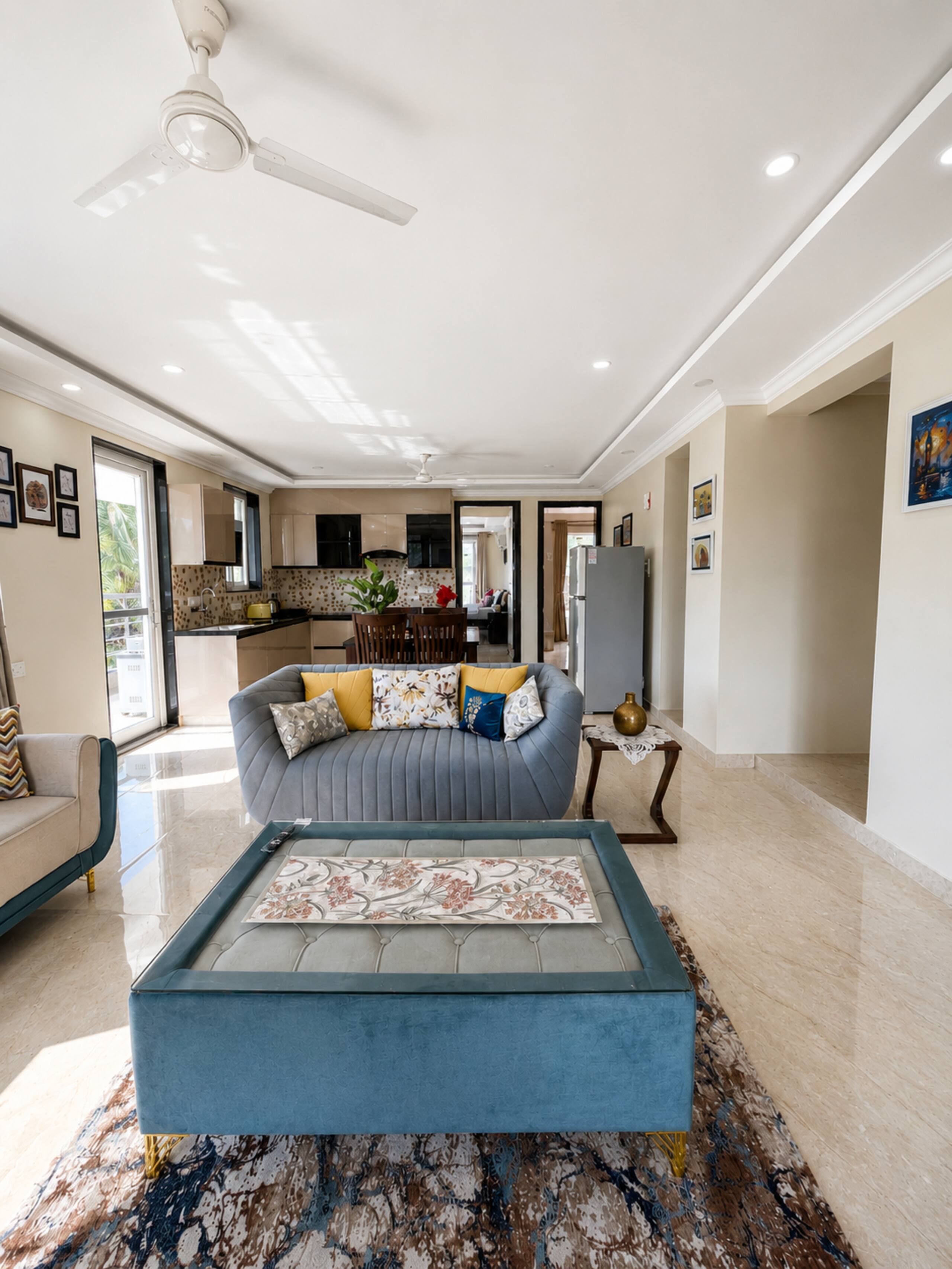 Royale - Premium 2 BHK w/Swimming Pool 10