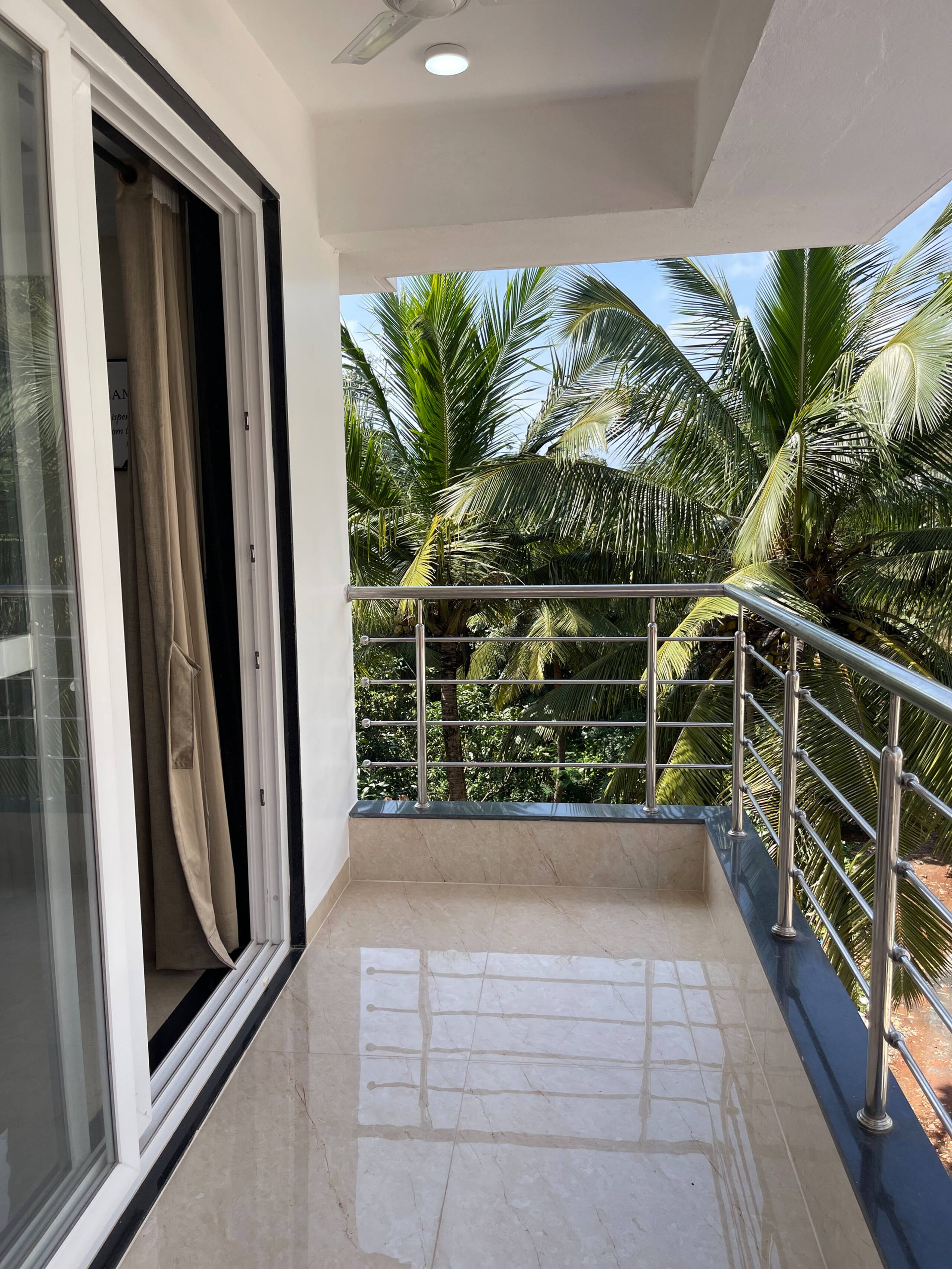 Royale - Premium 2 BHK w/Swimming Pool — photo 5