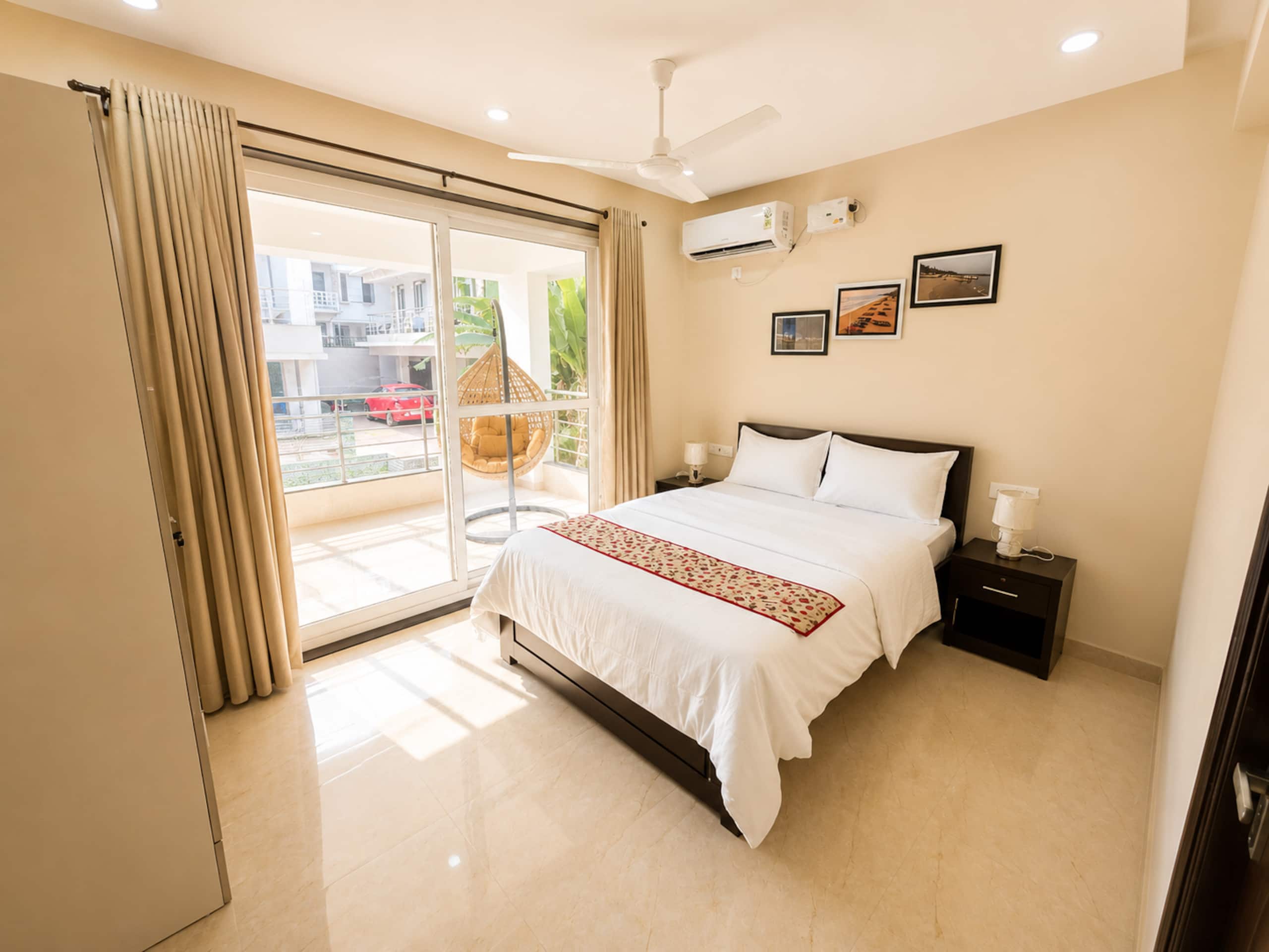 Royale - Premium 2 BHK w/Swimming Pool 15