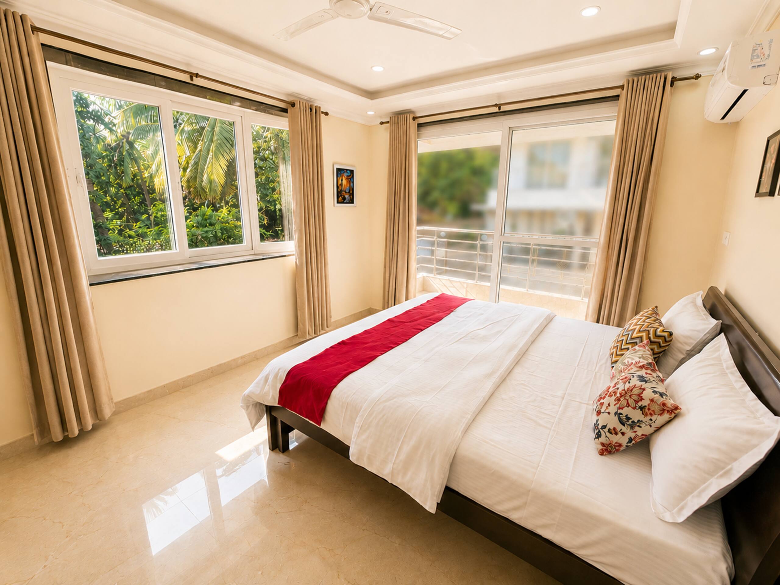 Royale - Premium 2 BHK w/Swimming Pool 13