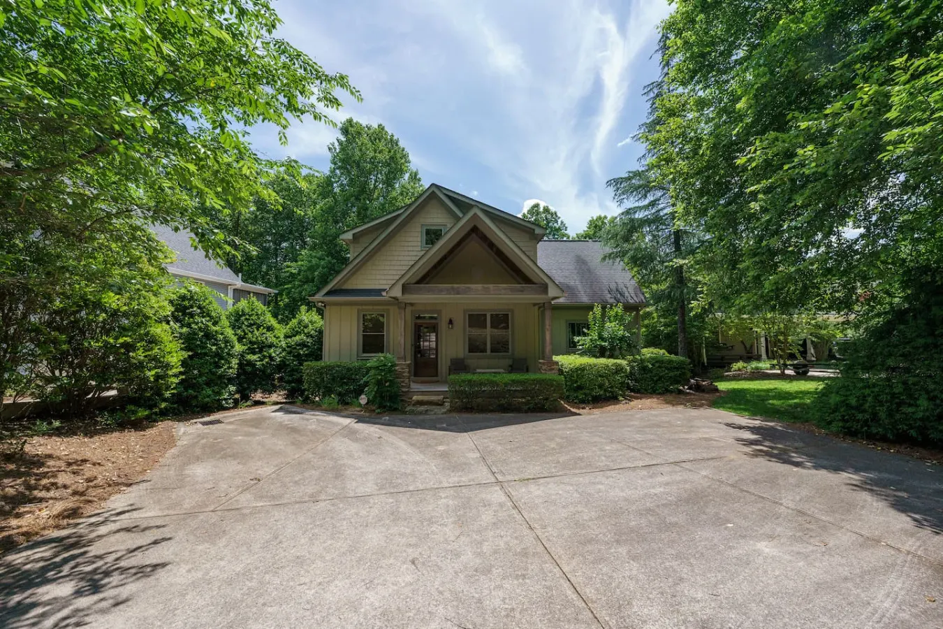 Perry Lake House 8
