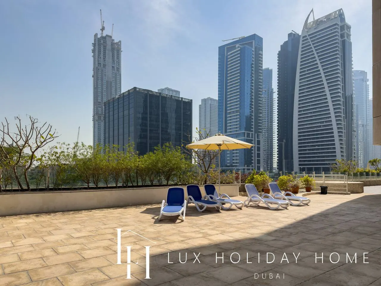 LUX The 02 Residences JLT Suite 20