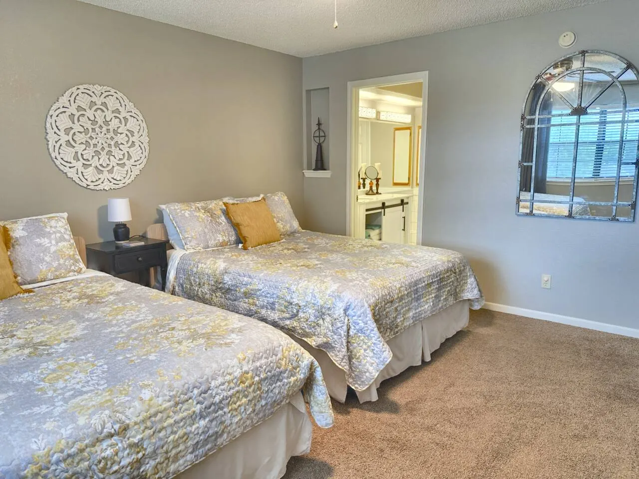Upscale Nr Strip Arcade + Patio, 2 Pools, Hot Tub 12