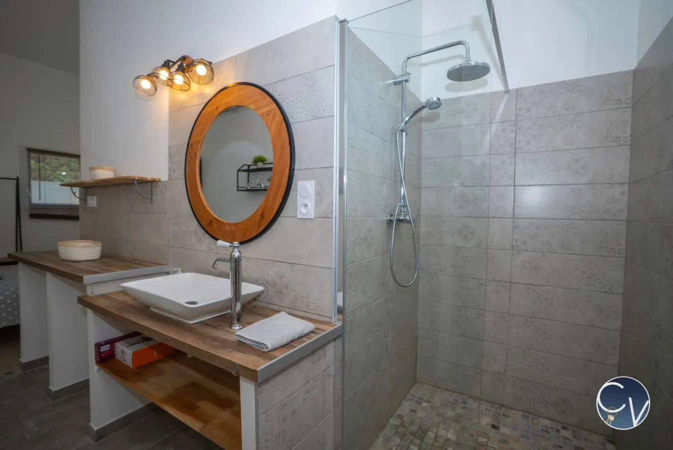 Gîte moderne, calme & piscine 16