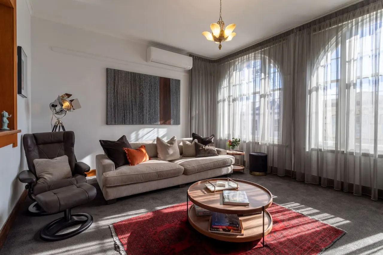The Banker’s Loft - CBD Launceston