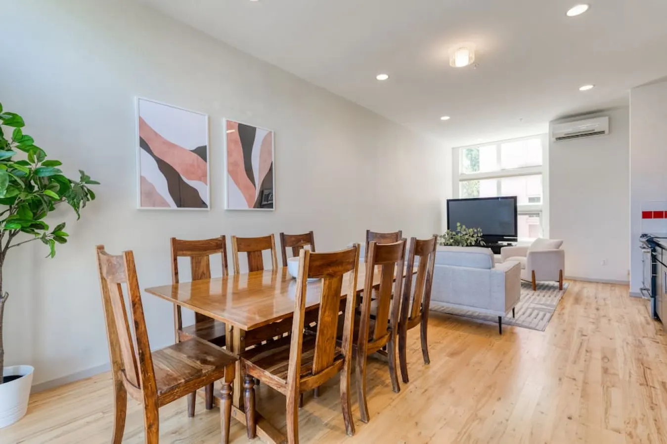 Modern Ballard Loft w/Rooftop Views 10
