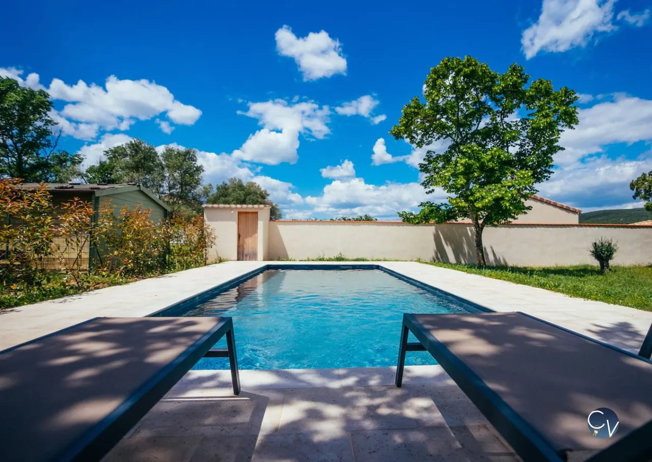 Grande Maison Familiale, Piscine
