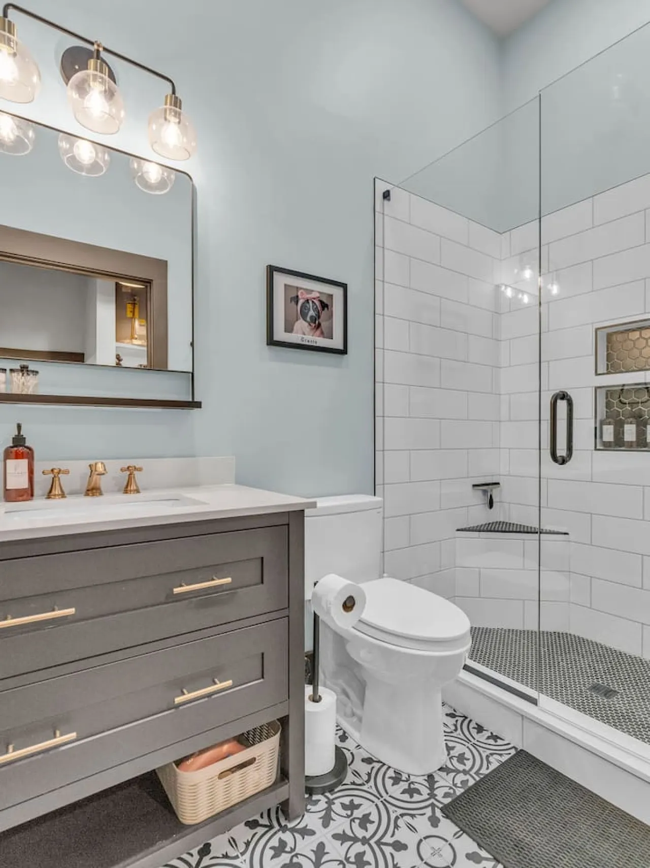 Downtown Loft | Group Travel + Walkable + Private — photo 4