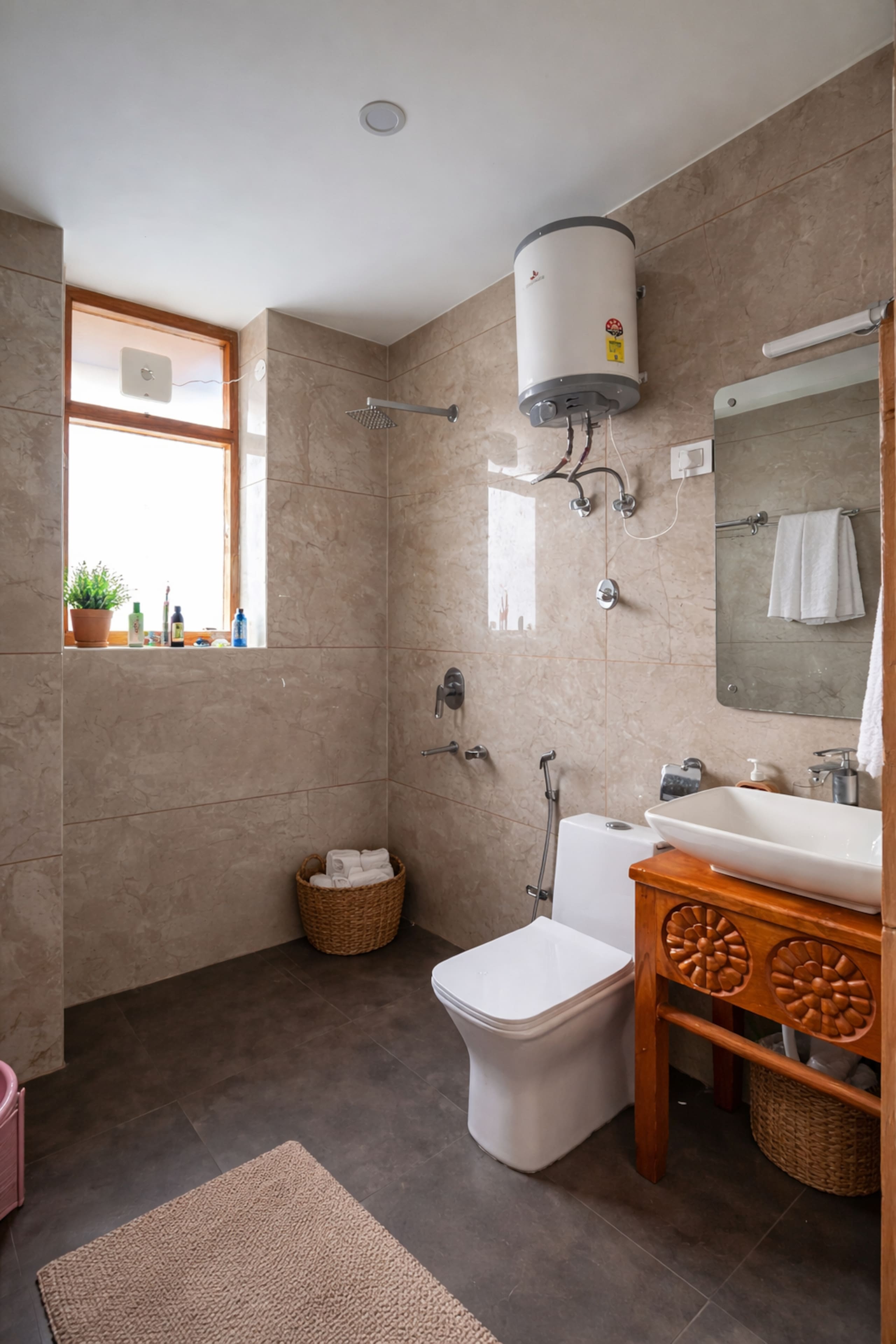 Odbostays | 5BHK Luxury Jacuzzi Villa in Manali 20