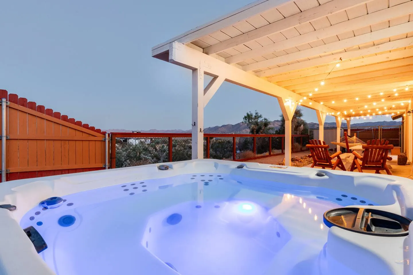 Joshua Tree Healing House | Hot Tub + Game Room