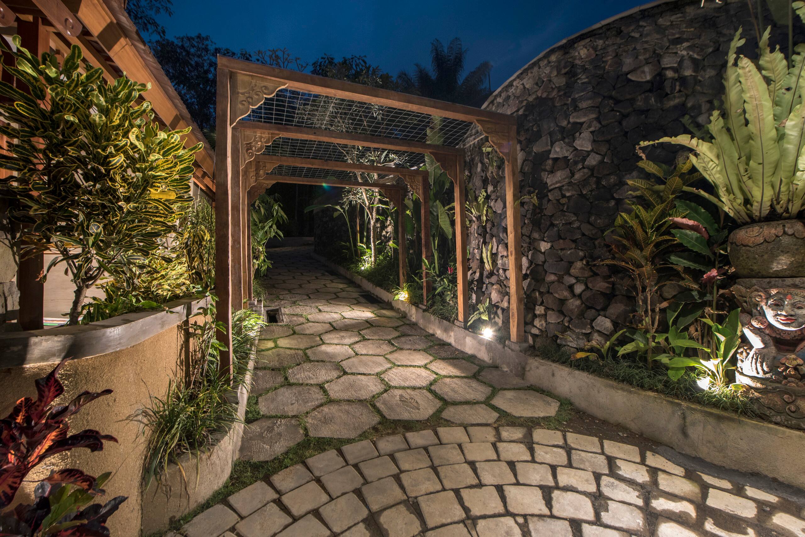 Nau Villa Ubud -  Find your home away from home 11