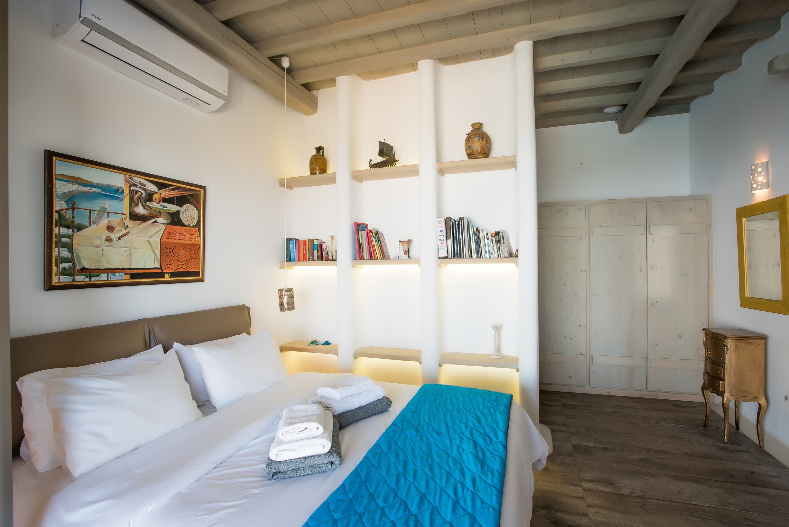 seaview suite/infinity pool/Mykonos/amallinisuites 21