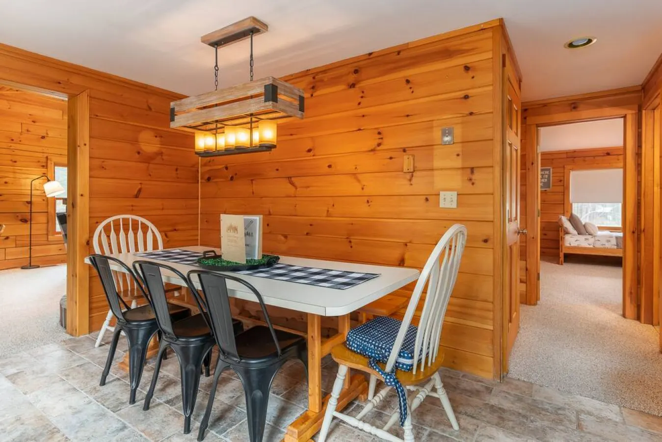 Attitash slopeSide! Family&Pet Friendly Fireplace 18
