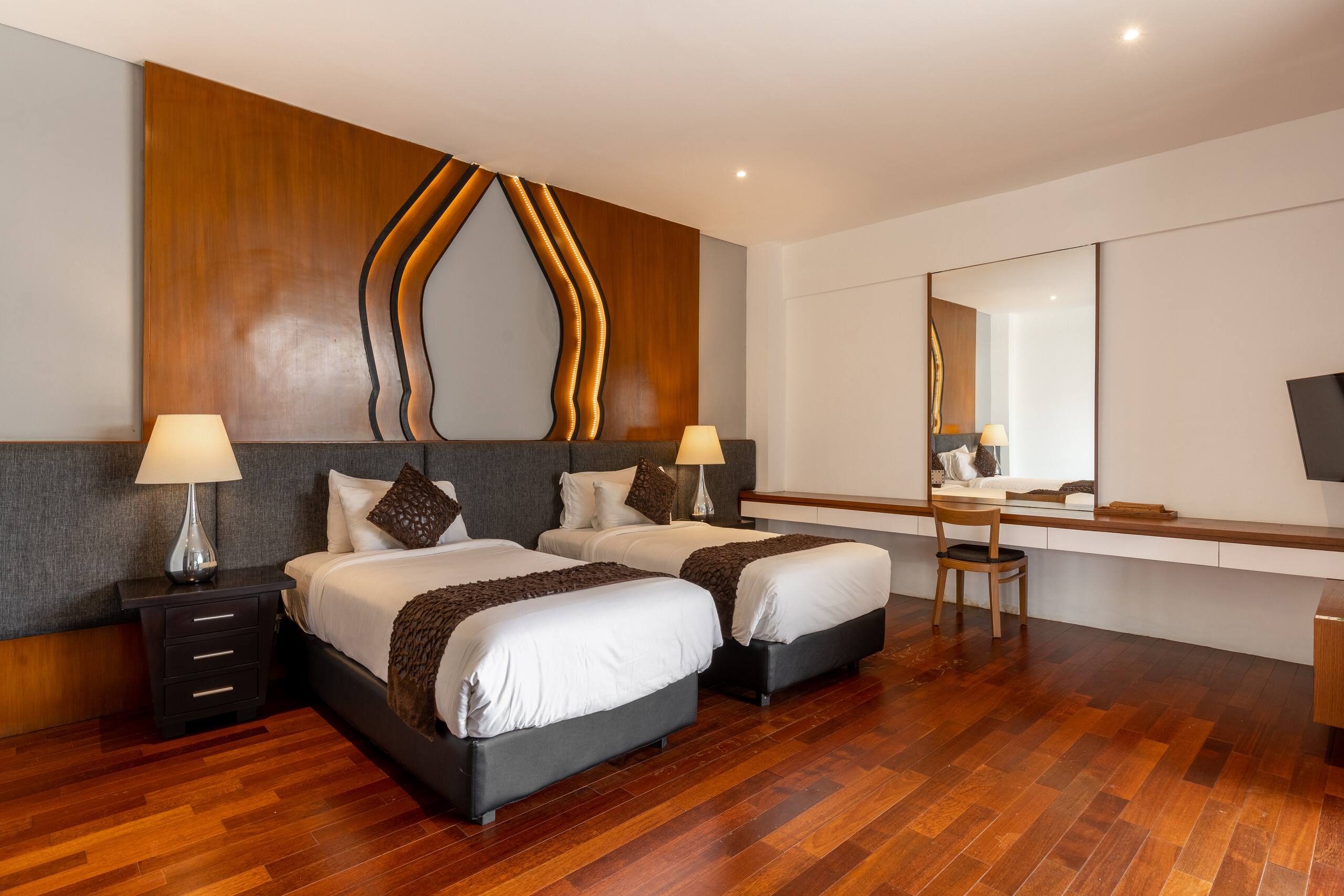 Green Luxury Villa Jimbaran 12