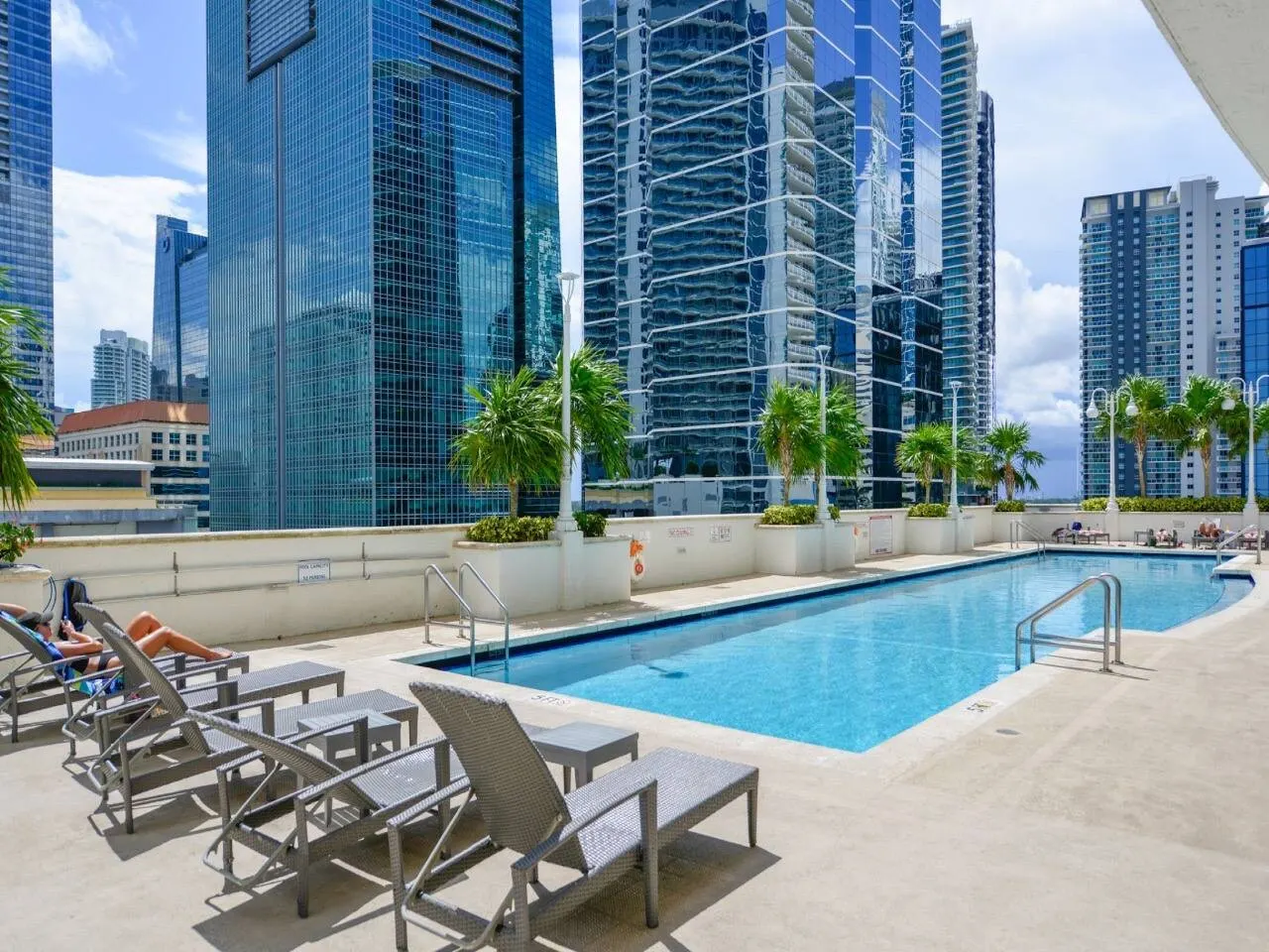 Luxury 1BR Brickell, Bay/City Views, Free Parking 8