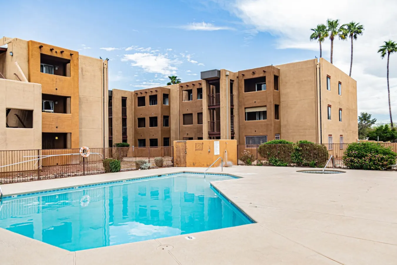 Casa Club Condo — photo 2